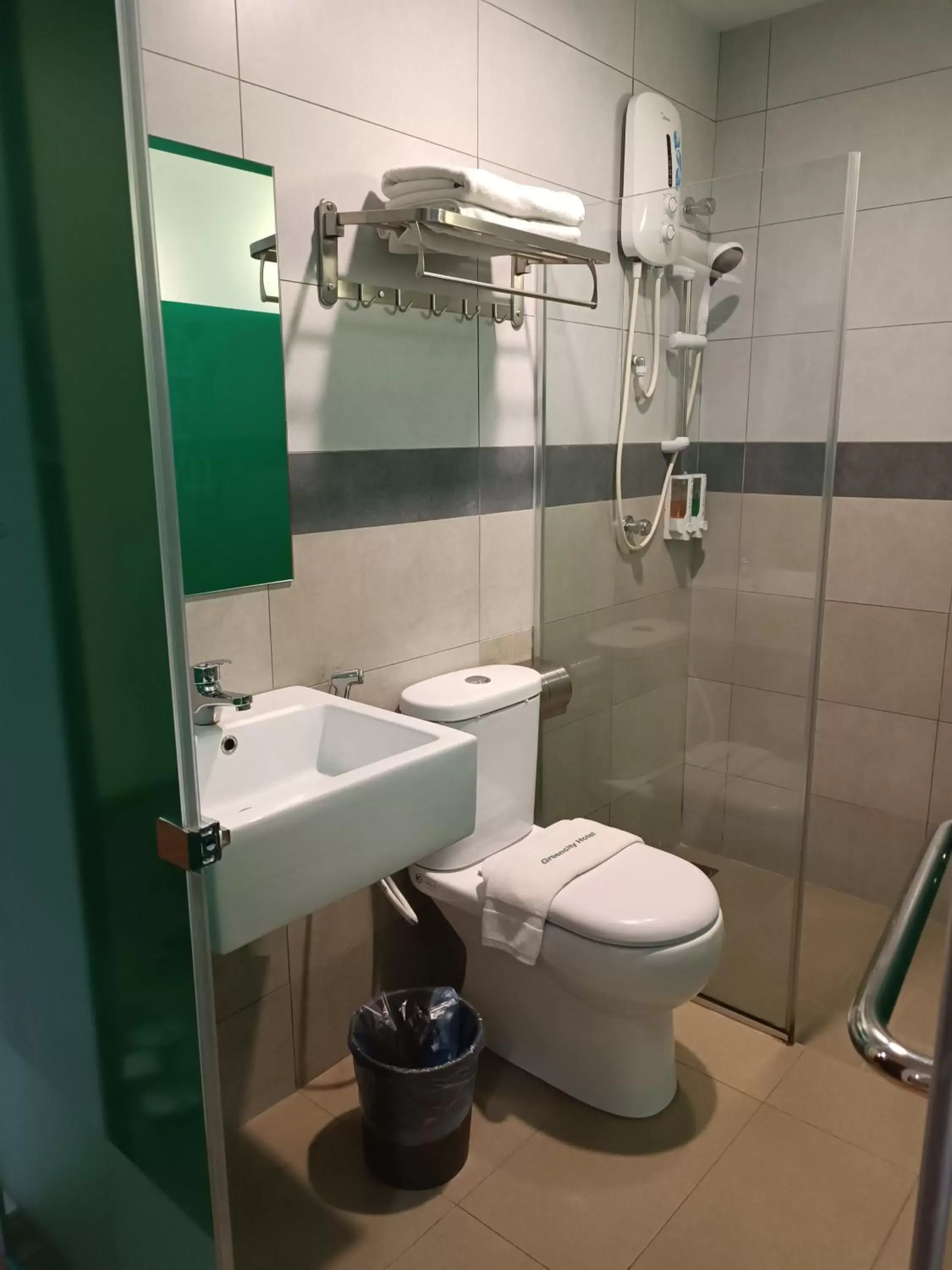 Bathroom in Greencity Hotel
