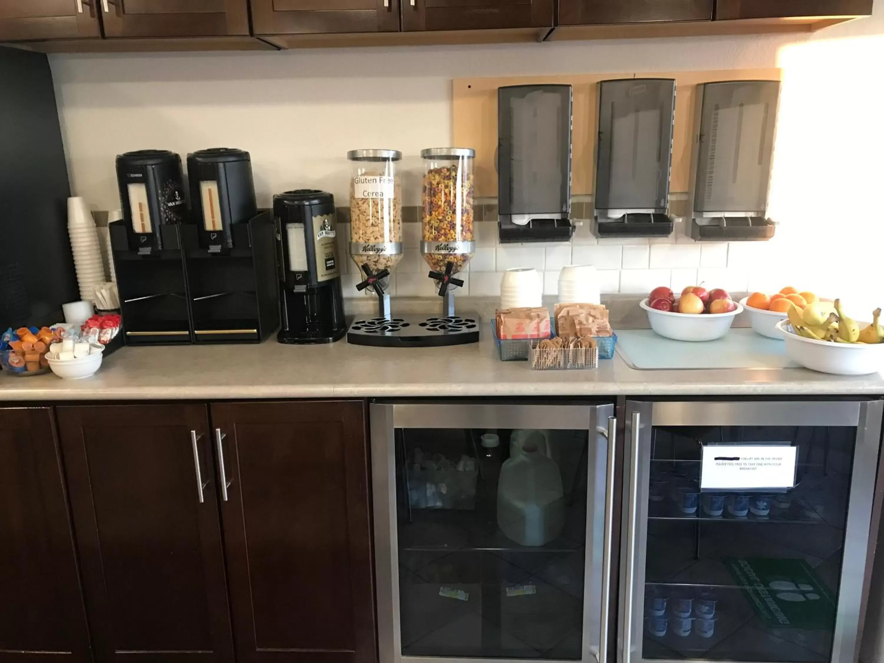 Breakfast in Super 8 by Wyndham Vermilion AB Breakfast in Super 8 by Wyndham Vermilion AB