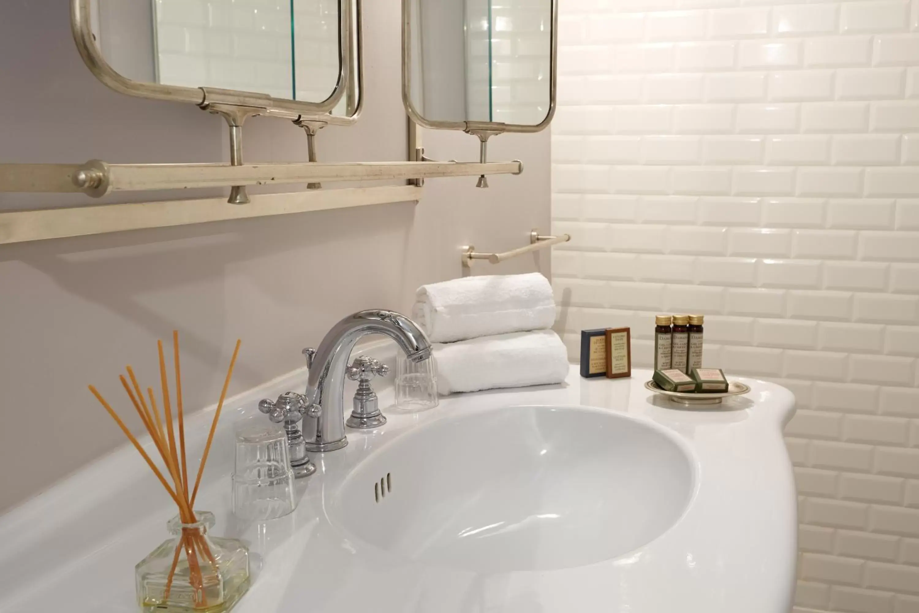 Bathroom in Hotel De L'Atelier