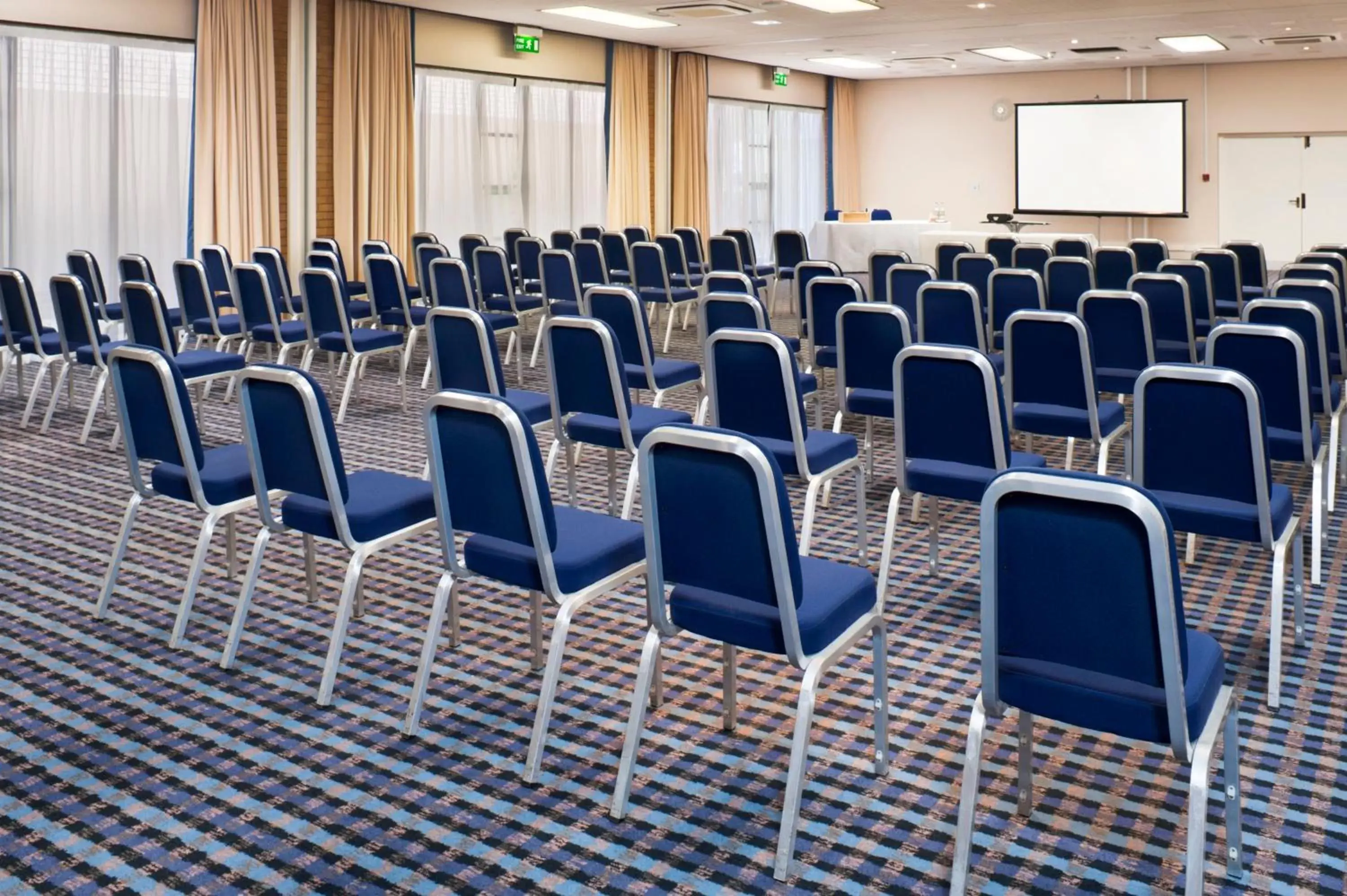 Meeting/conference room in Holiday Inn Taunton M5, Jct25, an IHG Hotel