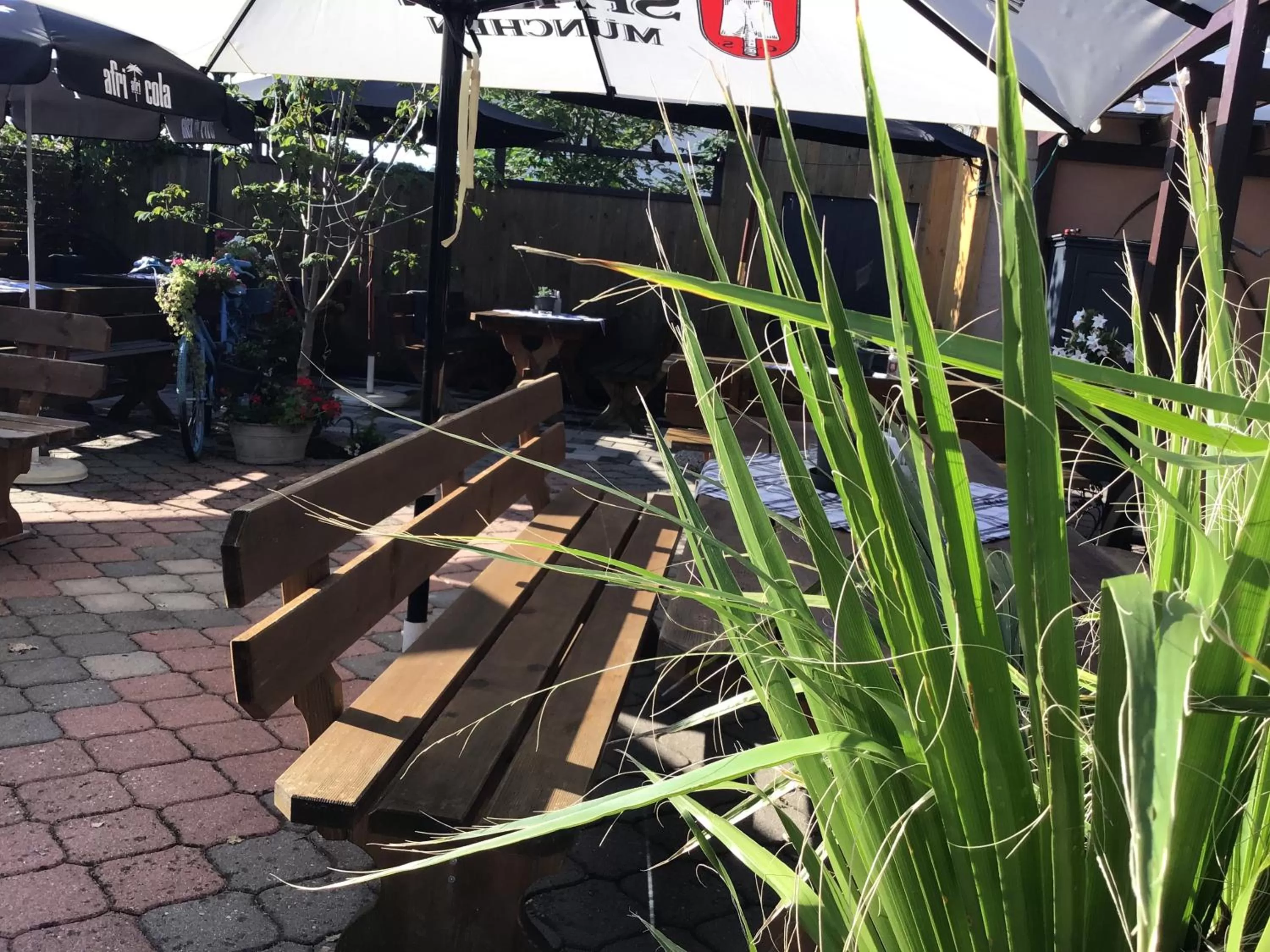 Restaurant/places to eat in Ehringer Hof