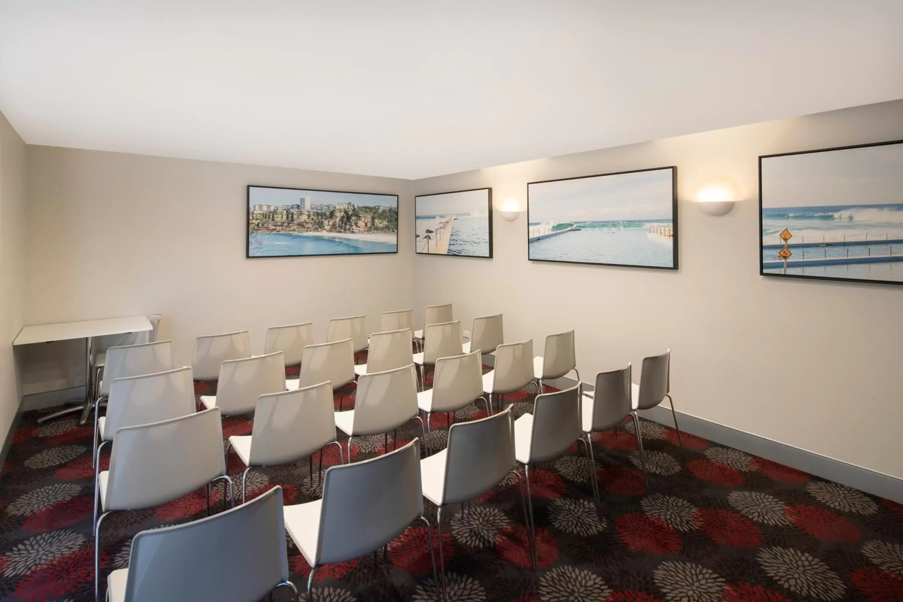 Meeting/conference room in Mercure Sydney Manly Warringah