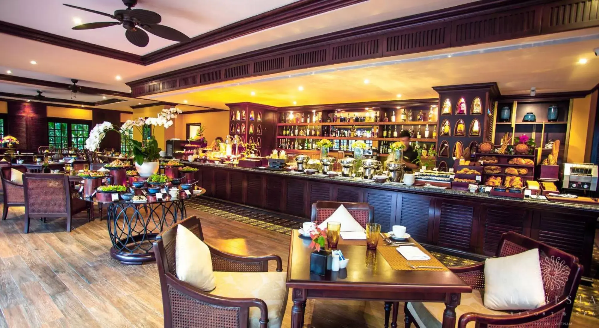 Restaurant/places to eat, Lounge/Bar in La Siesta Hoi An Resort & Spa