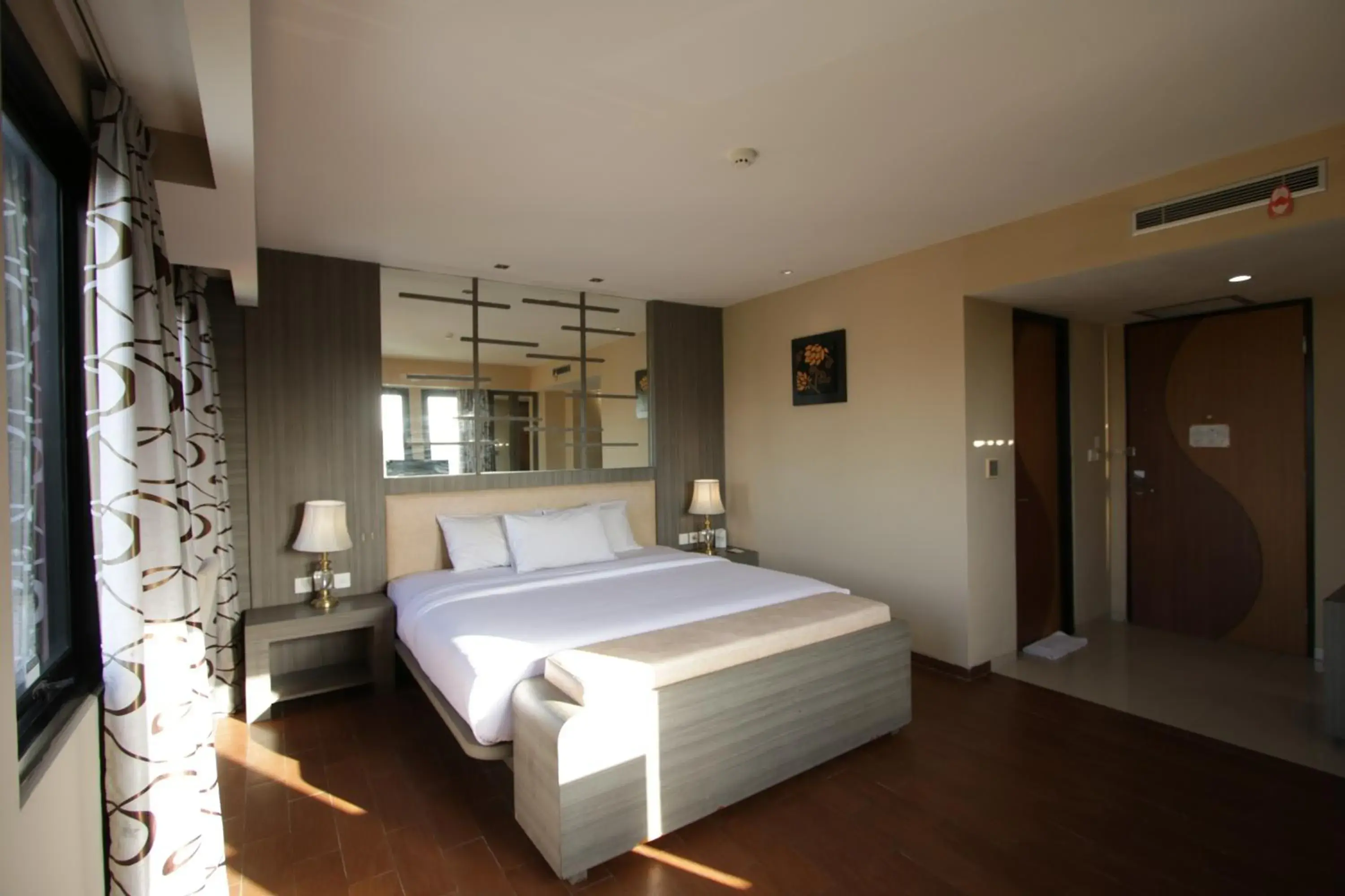 Bed in Serela Kuta by KAGUM Hotels