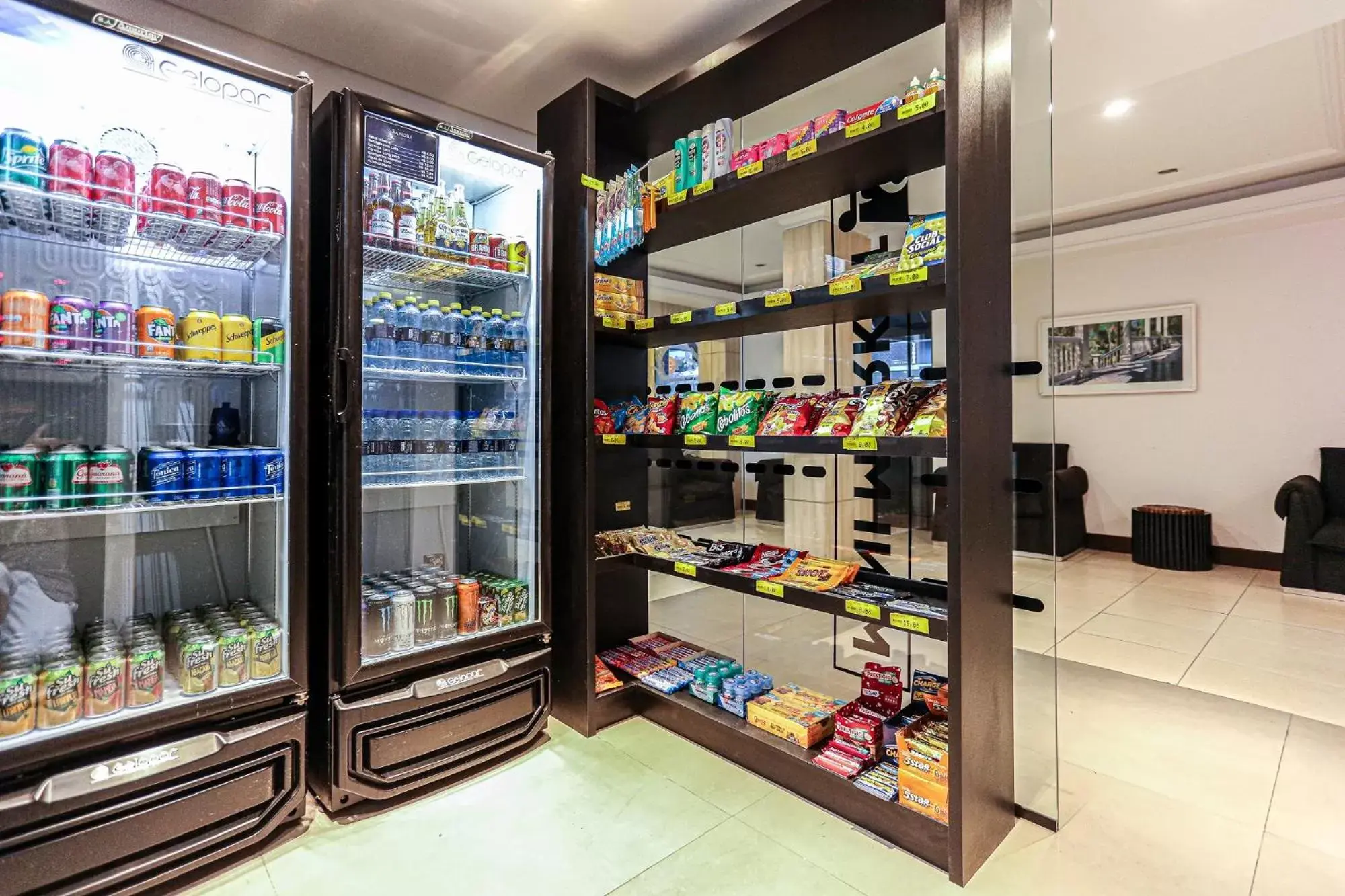 On-site shops, Supermarket/Shops in Sandri City Hotel