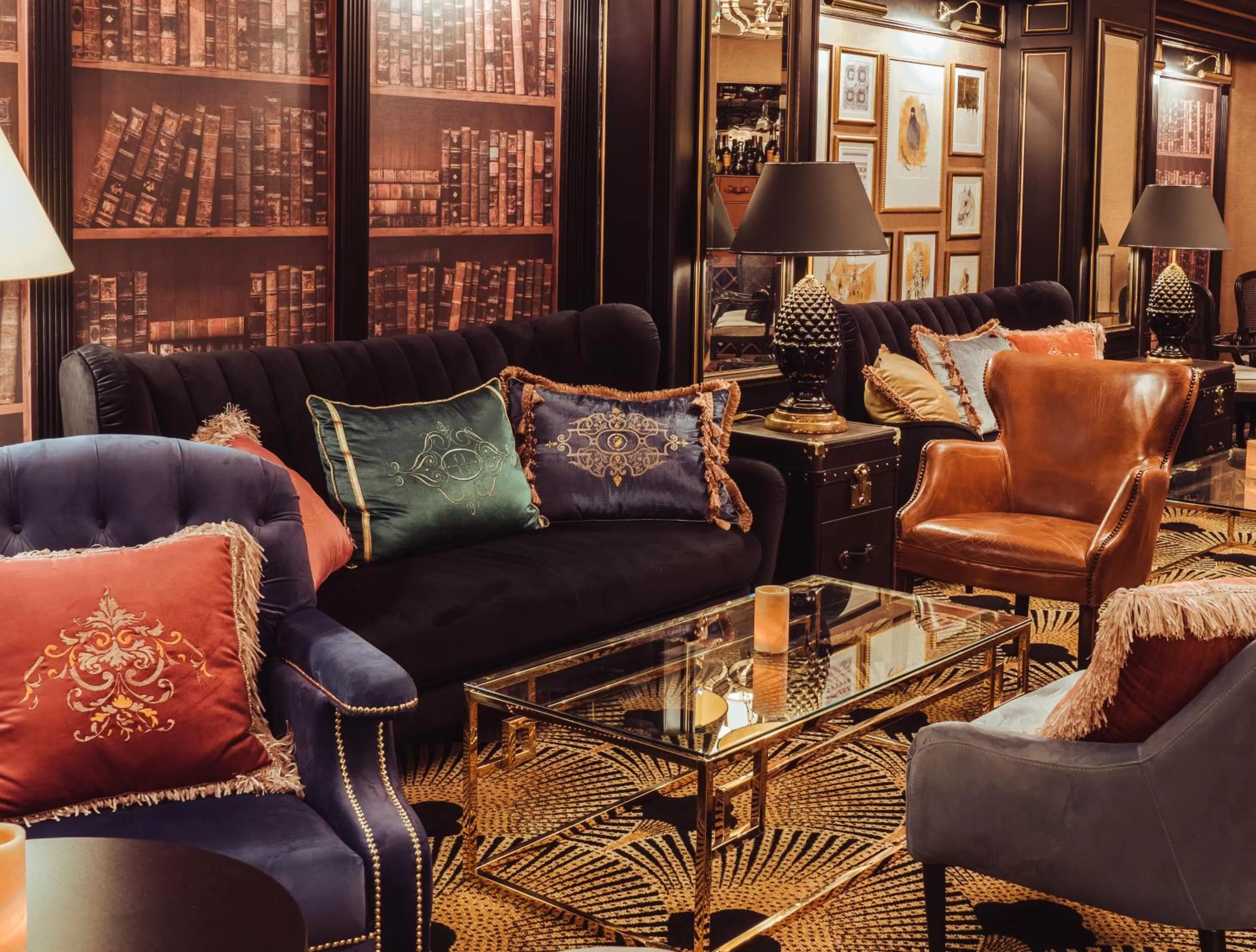 Lounge or bar in Bachleda Luxury Hotel Kraków - MGallery Collection