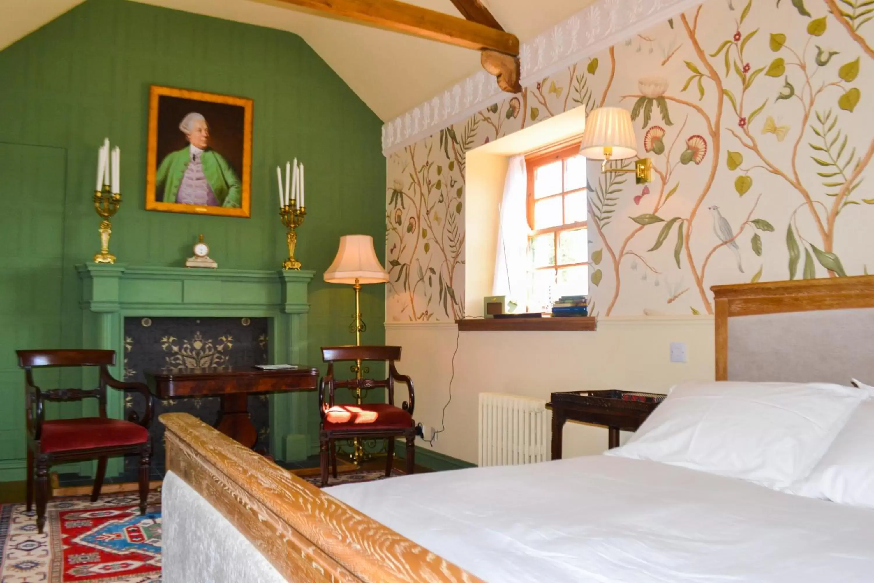 Photo of the whole room, Bed in The Munches Room at Buittle Castle