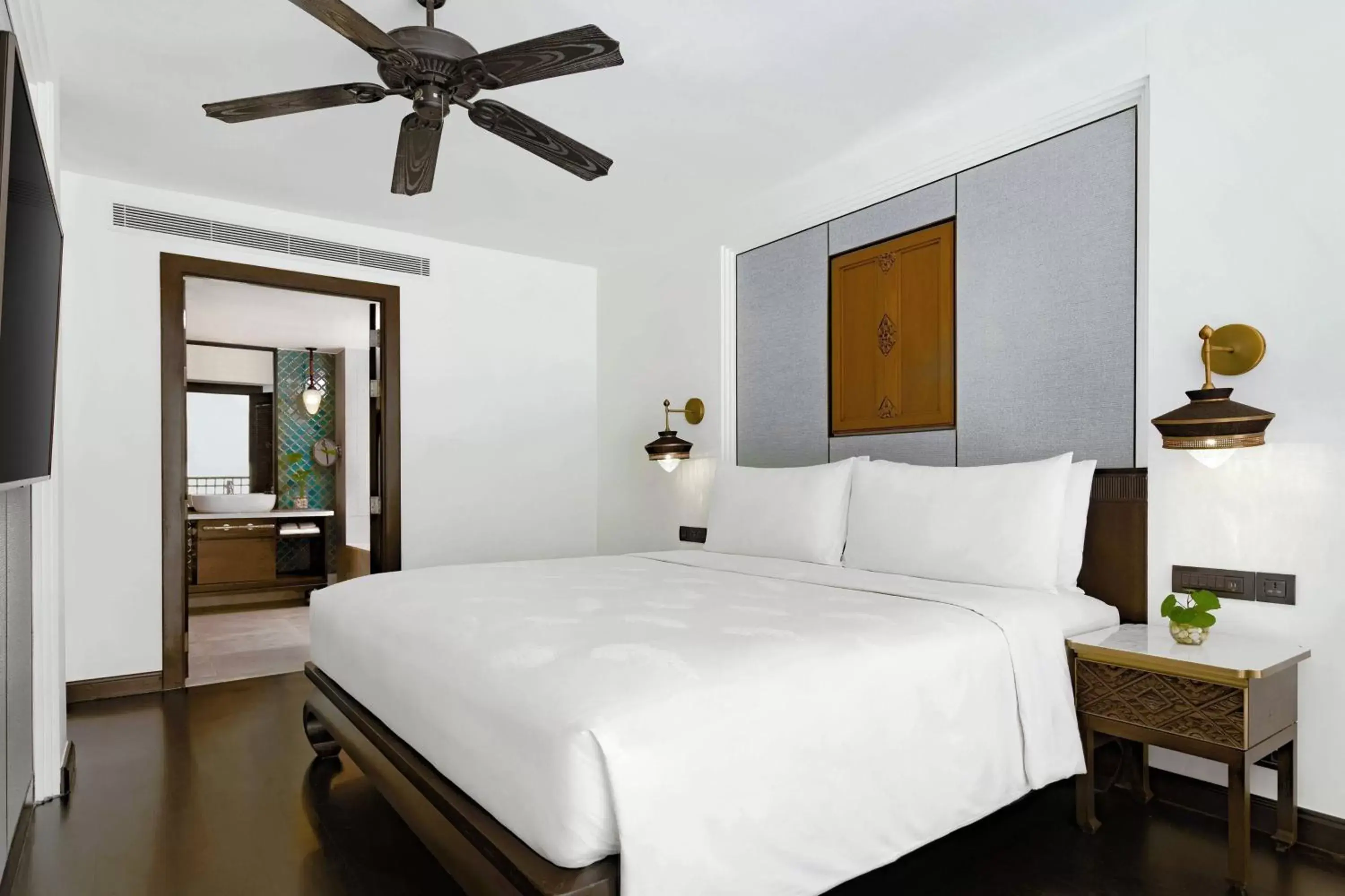 Bedroom, Bed in JW Marriott Khao Lak Resort and Spa