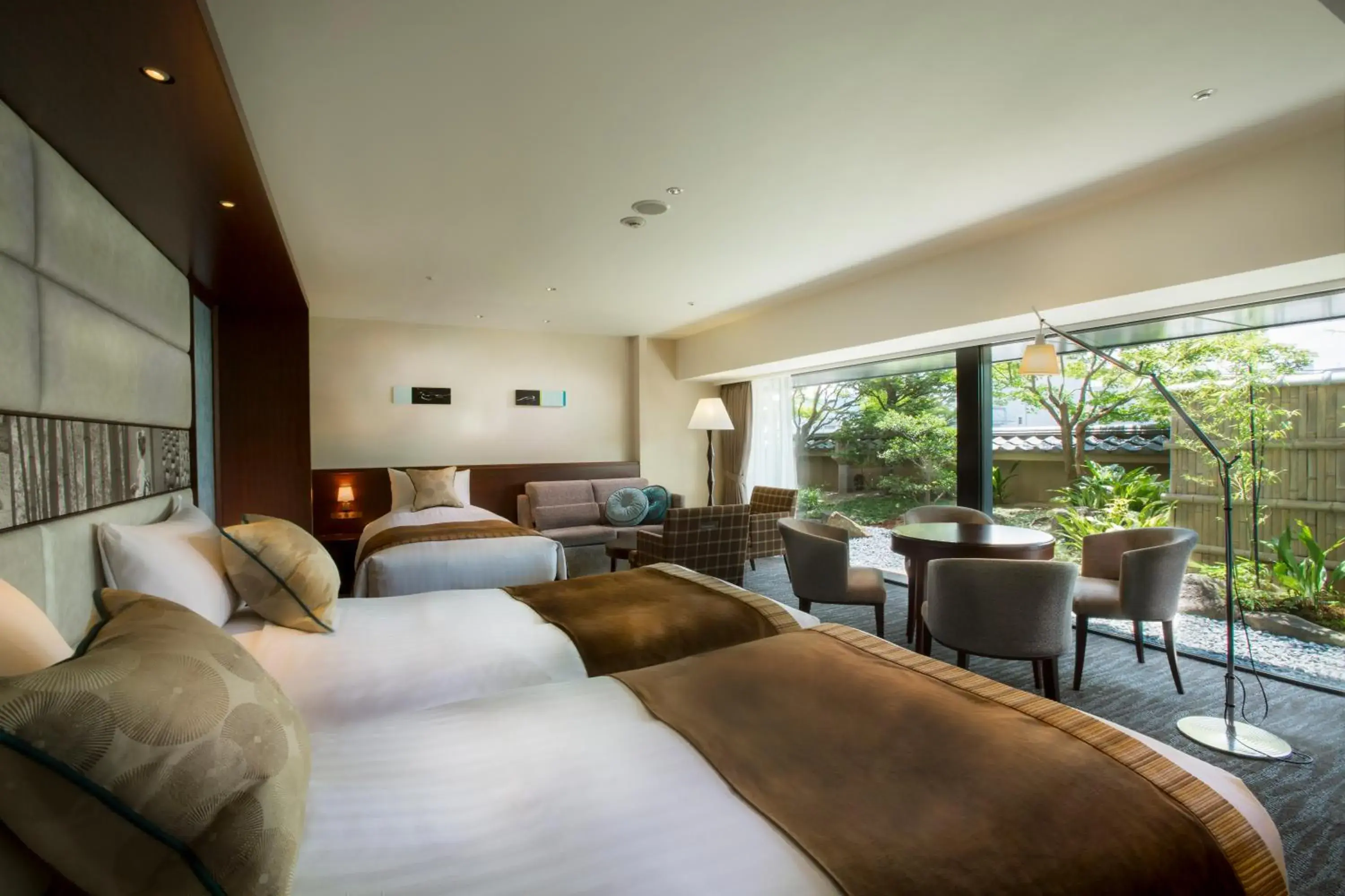 Bedroom in Kyoto Century Hotel