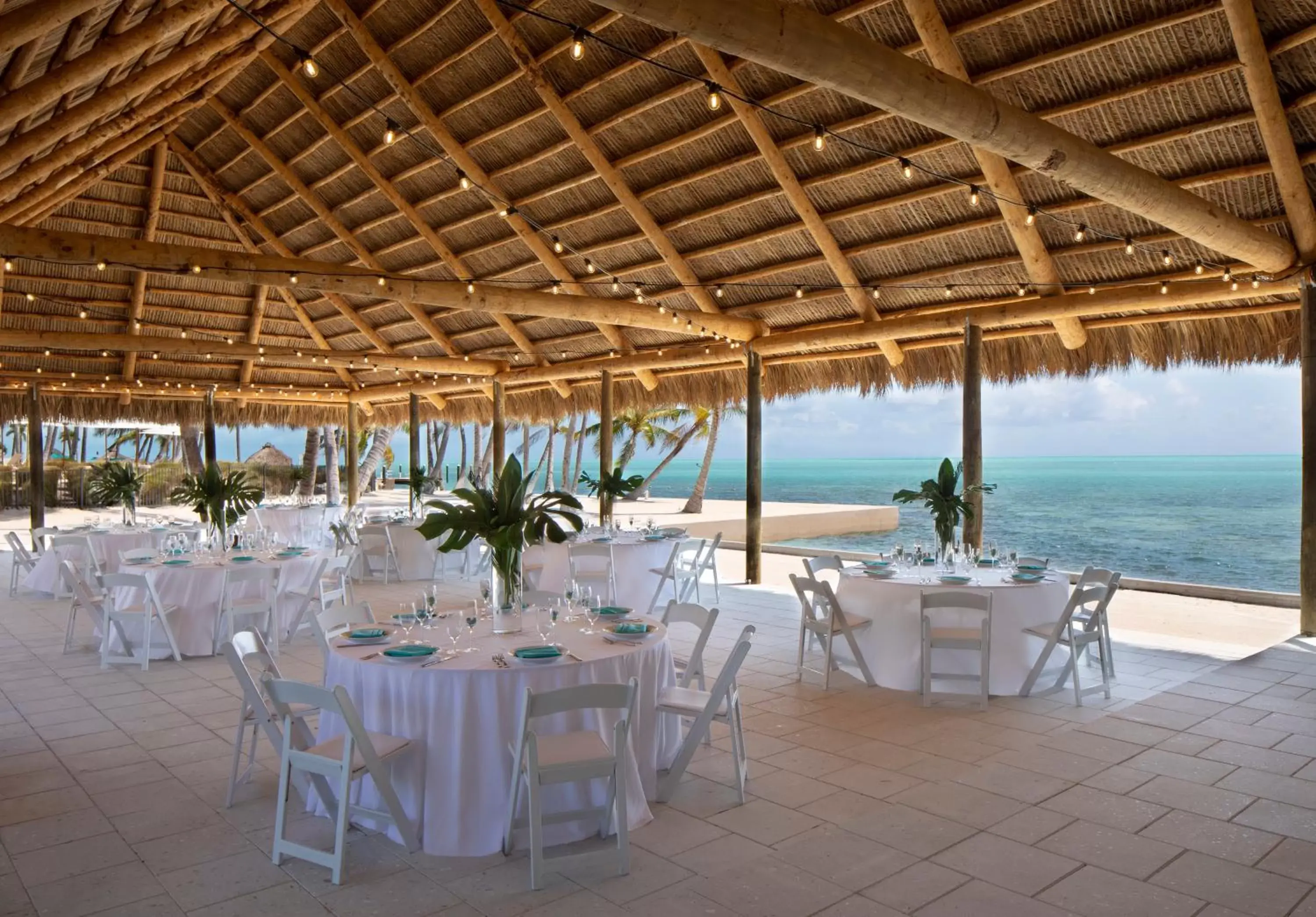 Banquet/Function facilities, Restaurant/Places to Eat in Amara Cay Resort