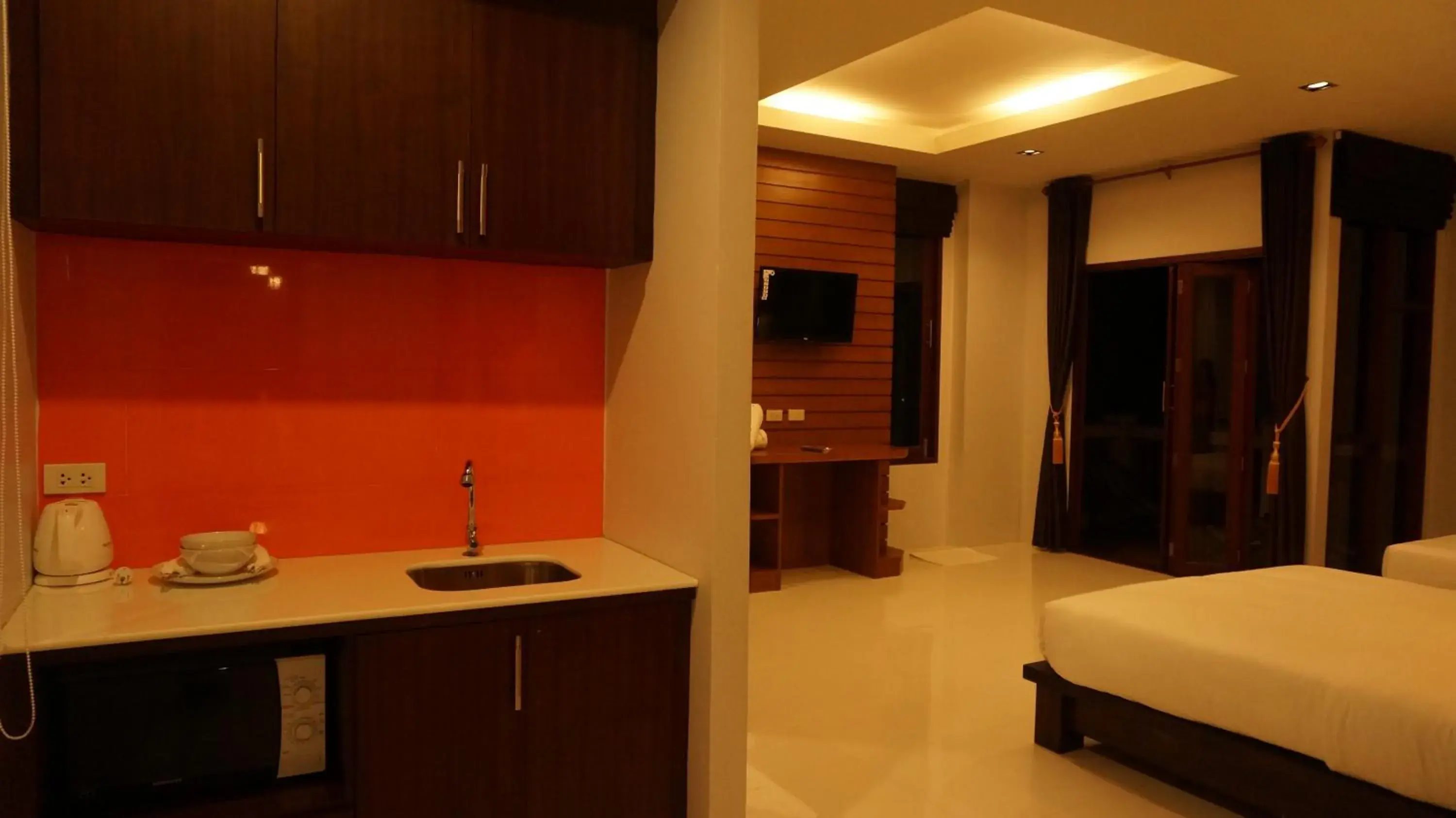 Kitchen or kitchenette, Kitchen/Kitchenette in Lanta Intanin Resort - SHA Extra Plus