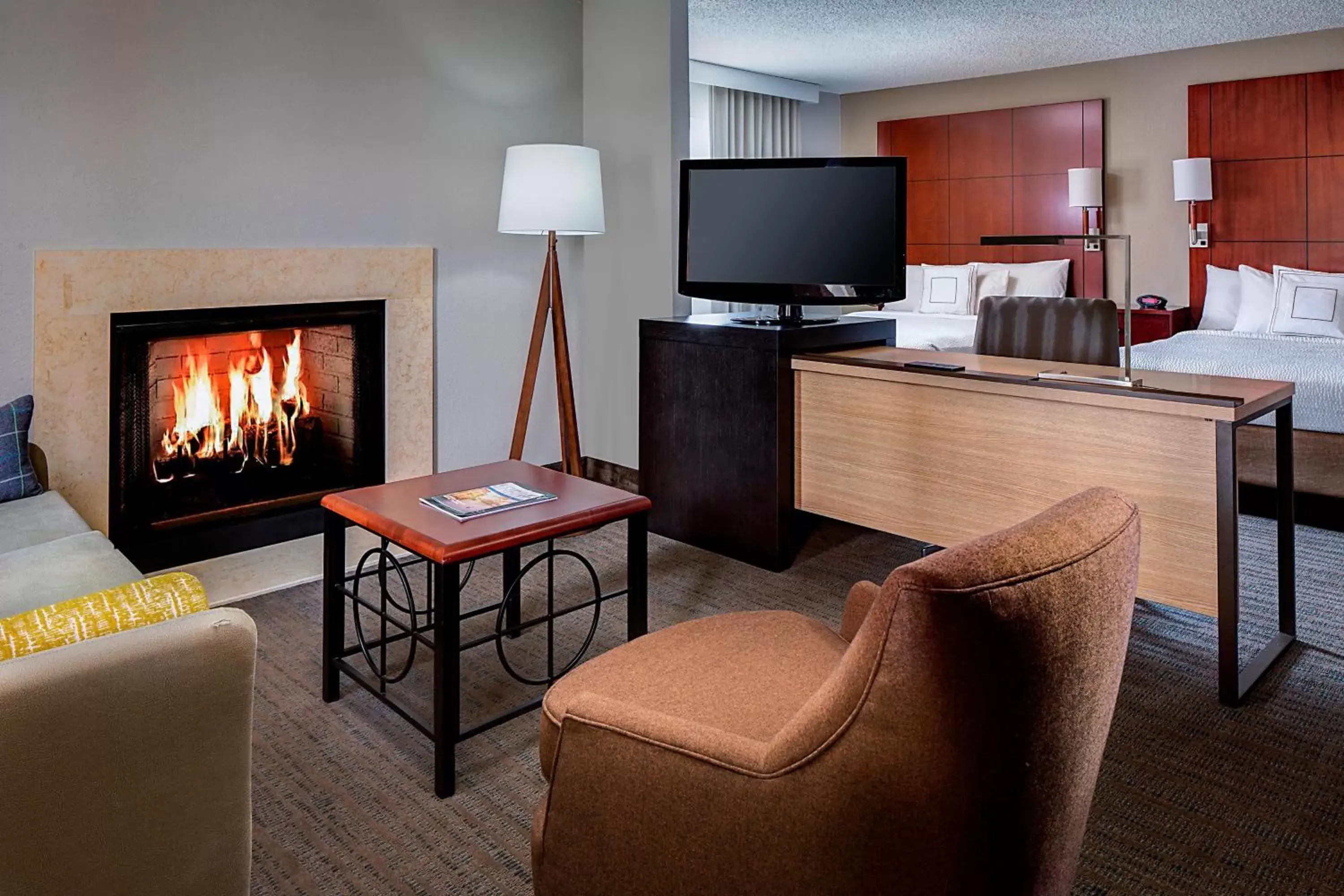 Photo of the whole room, TV/Entertainment Center in Residence Inn Dallas Las Colinas