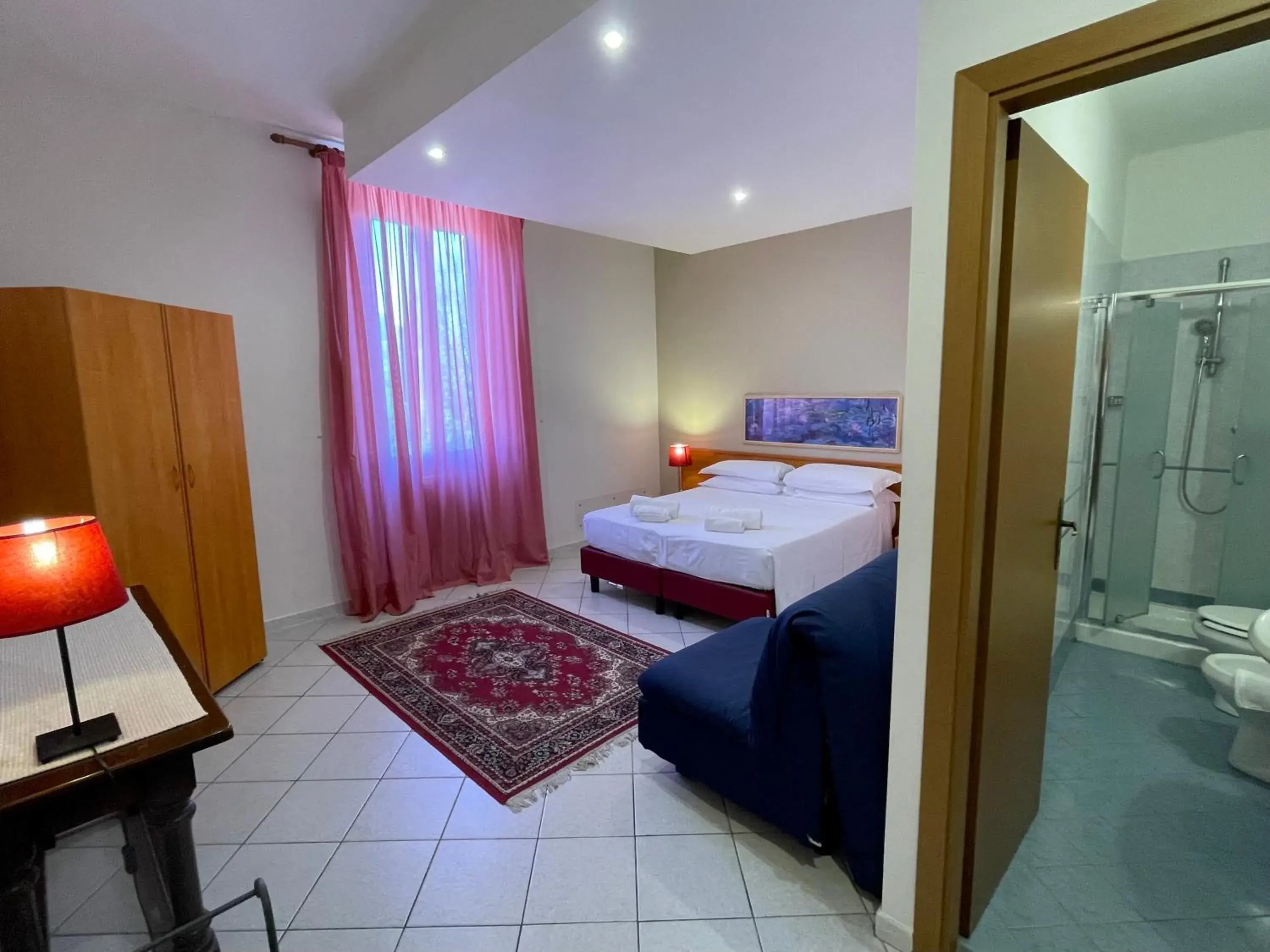 Bedroom, Bed in Hotel Leopolda Bedroom, Bed in Hotel Leopolda