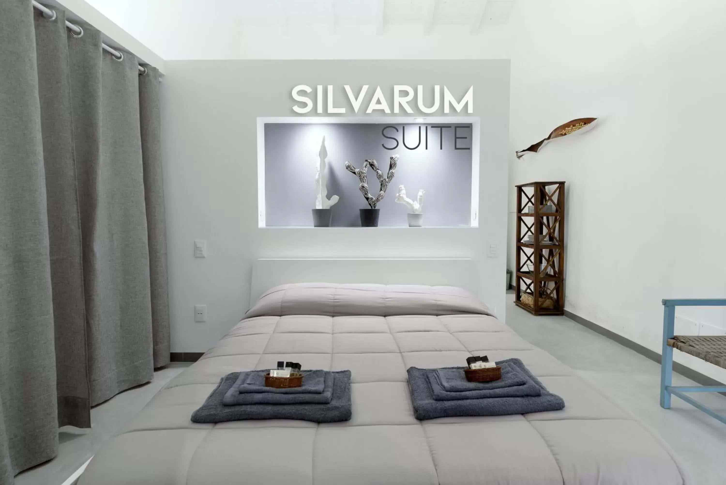 Deluxe Queen Suite in Naturarte Guesthouse Deluxe Queen Suite in Naturarte Guesthouse