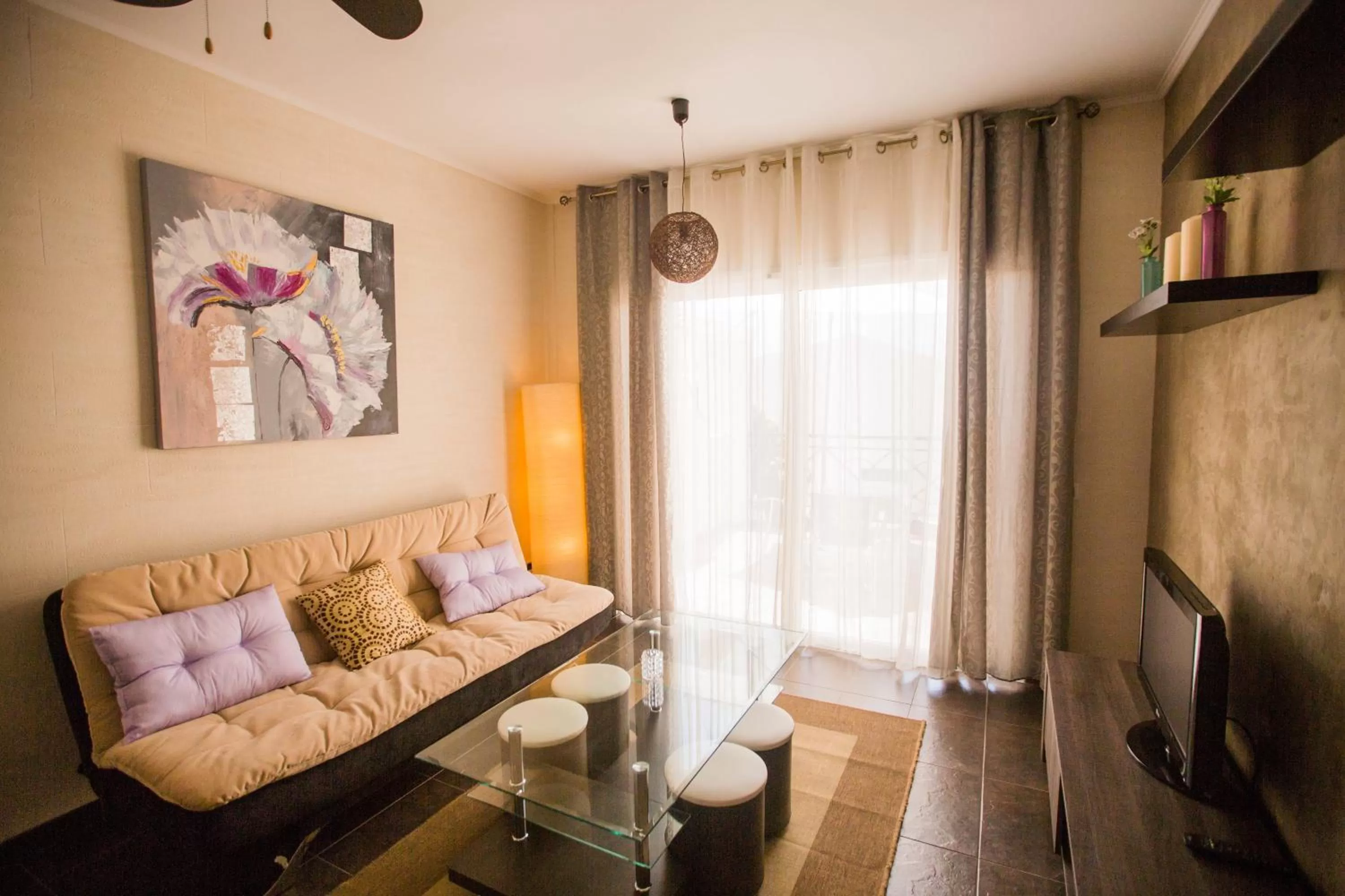 TV and multimedia in Yucca Park ApartHotel