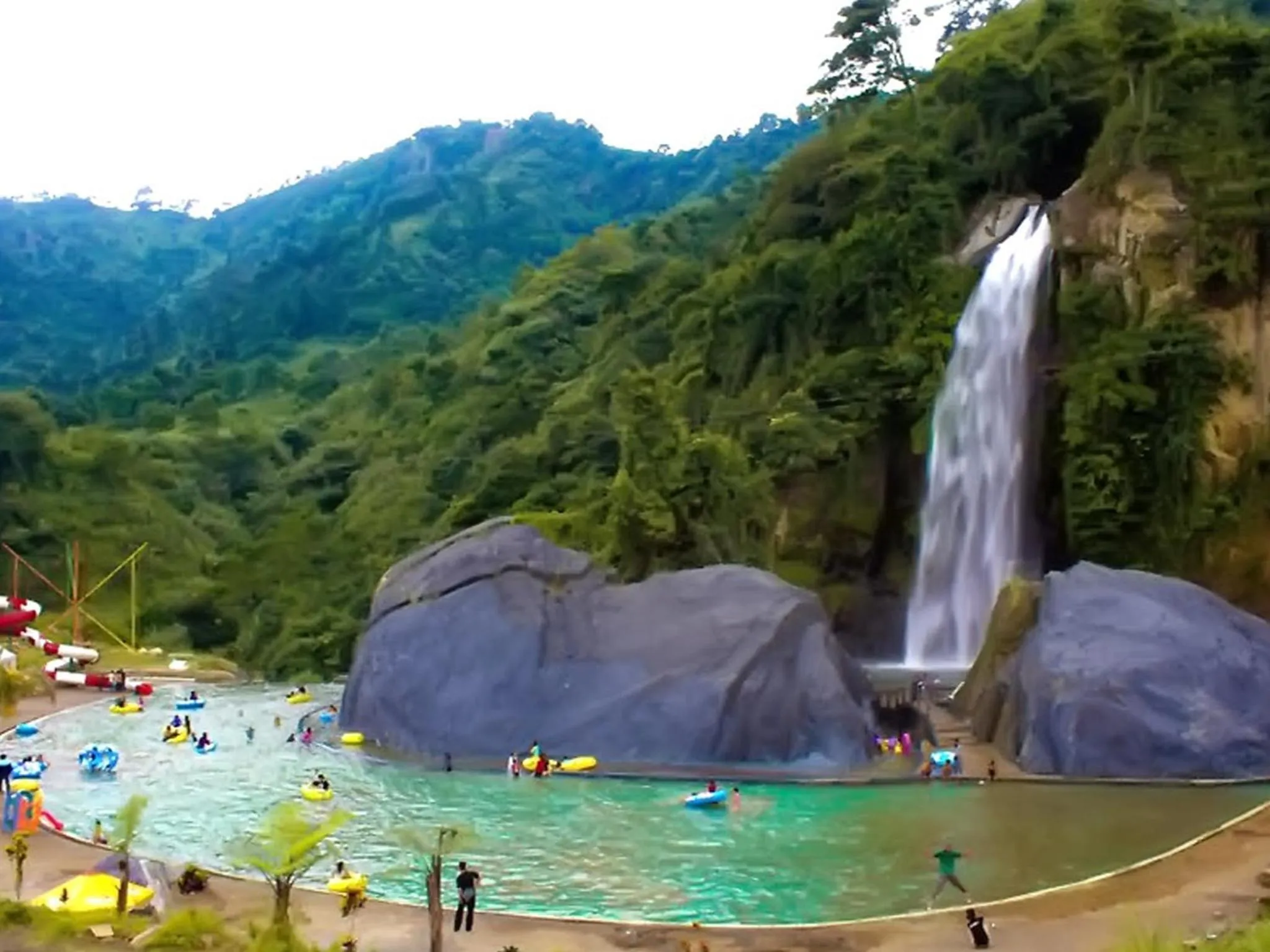 Day in HARRIS Hotel Sentul City Bogor