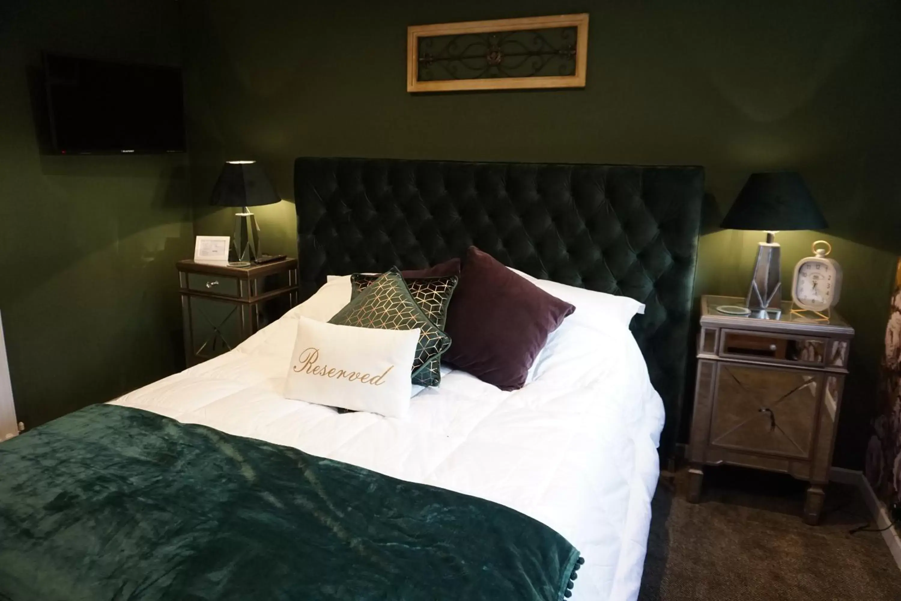Bed in The Tickled Trout Inn Bilton-in-Ainsty
