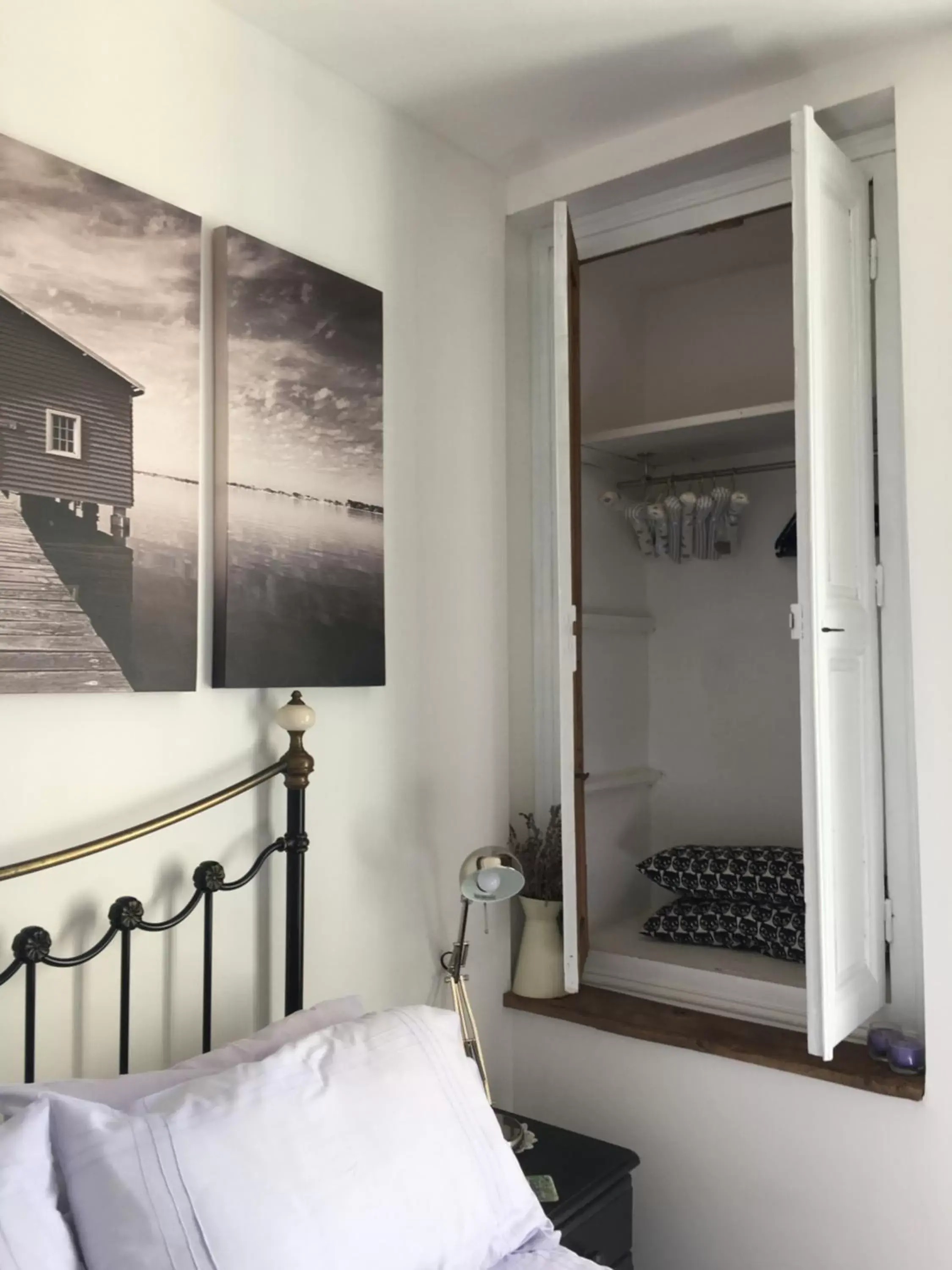 wardrobe, Bathroom in Ancien Relais de Poste The Old Post Office