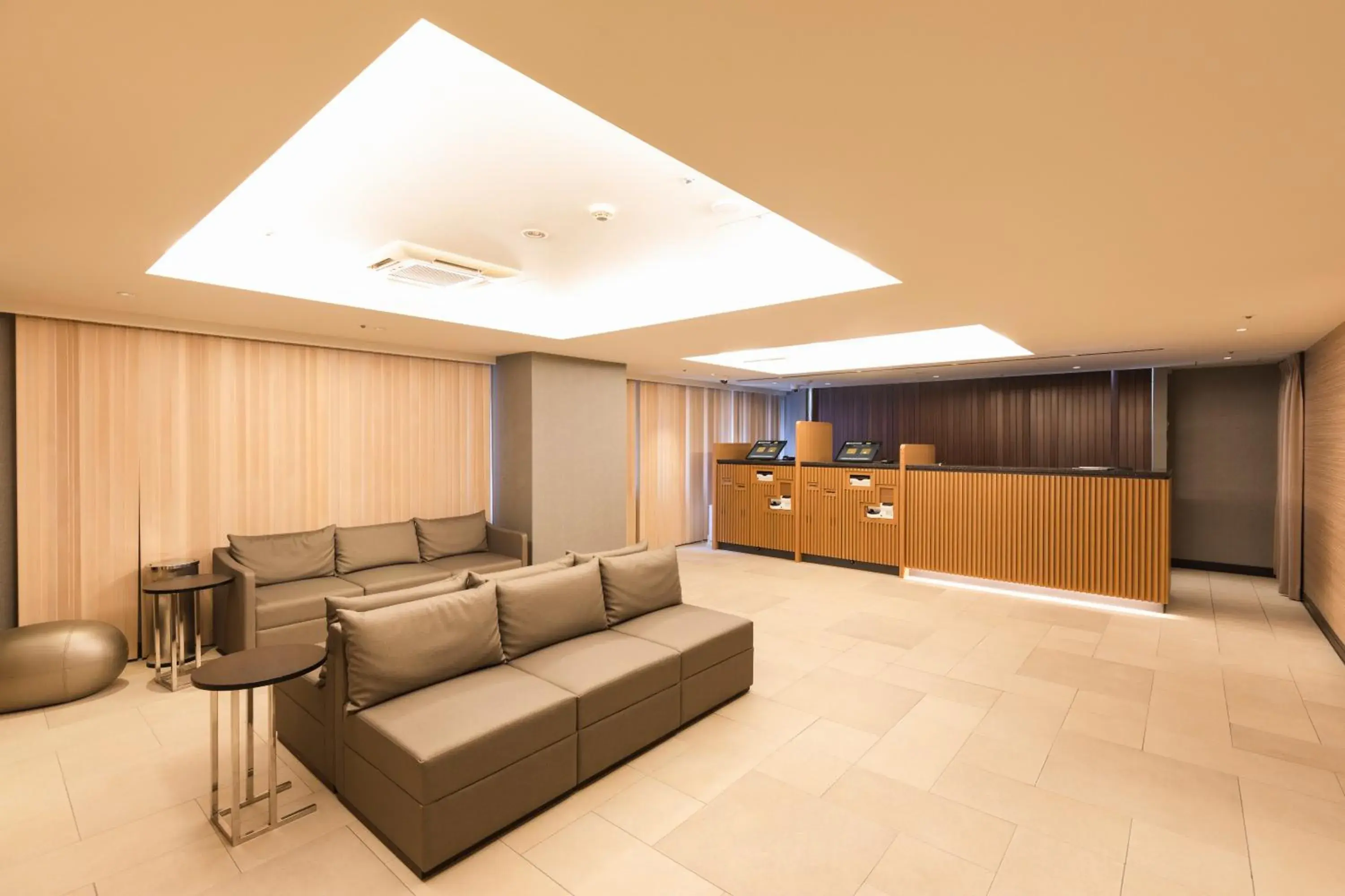 Lobby or reception in Sotetsu Fresa Inn Tokyo-Kyobashi Lobby or reception in Sotetsu Fresa Inn Tokyo-Kyobashi