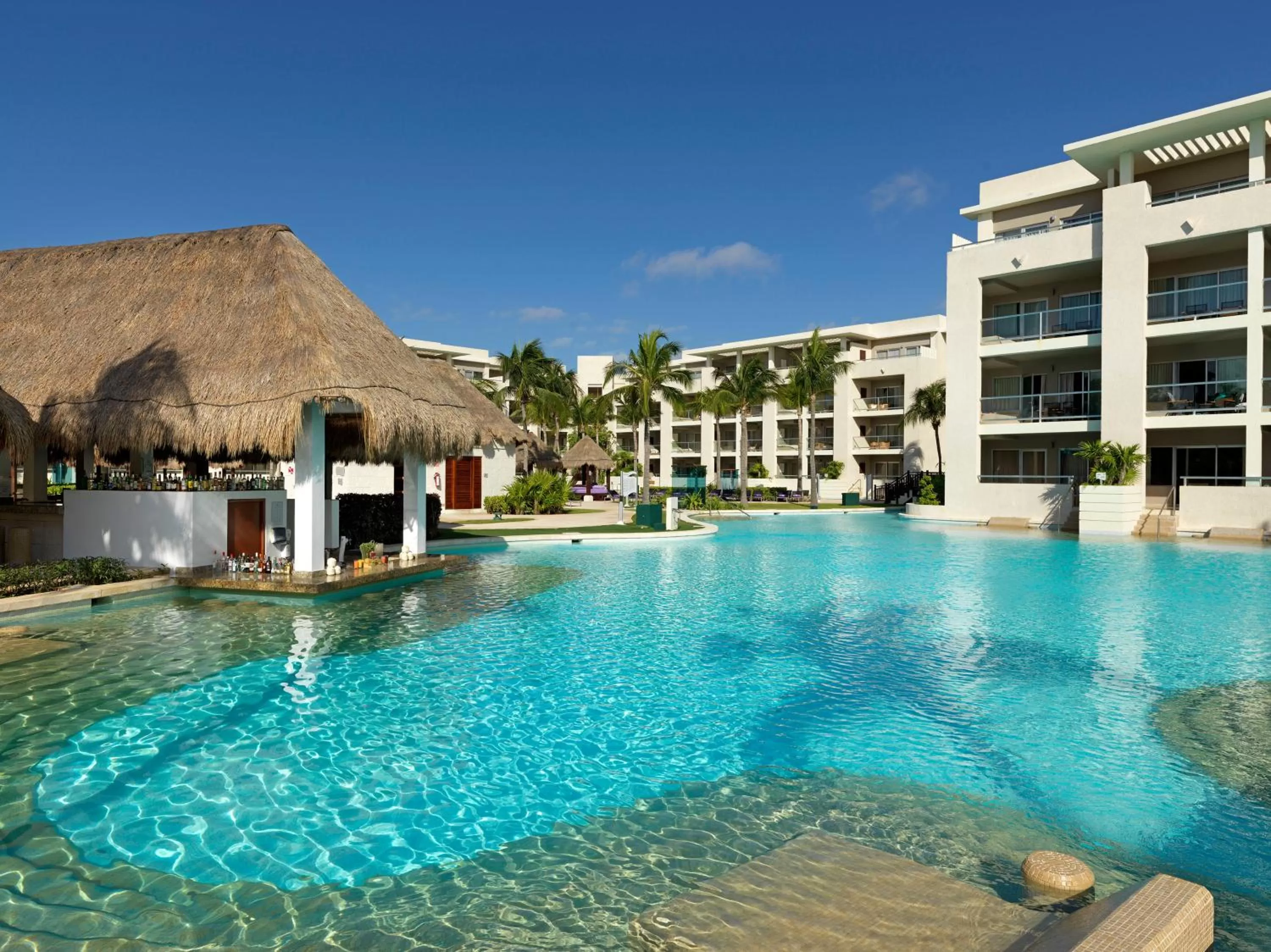Swimming pool in Paradisus Playa del Carmen - Riviera Maya - All Inclusive
