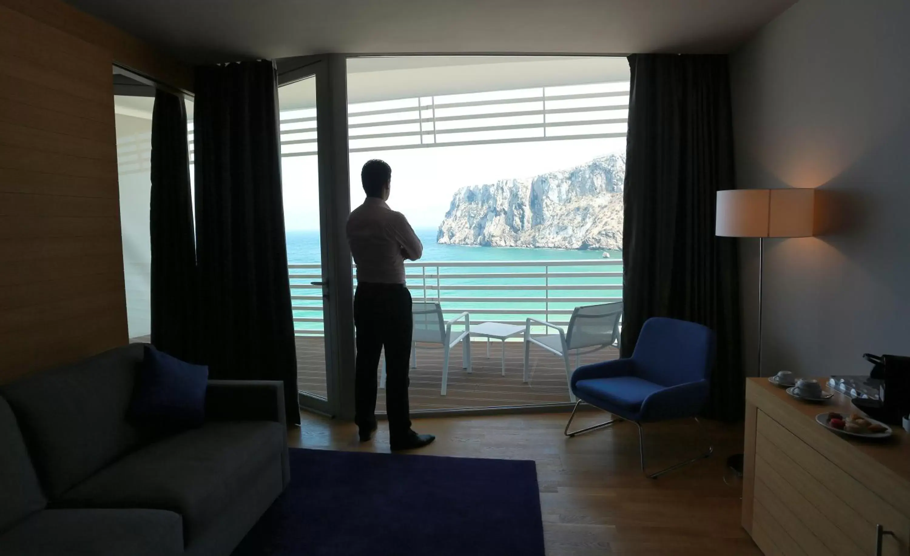 Deluxe Double Suite Ocean Front with Balcony in Mercure Quemado Al-Hoceima Resort