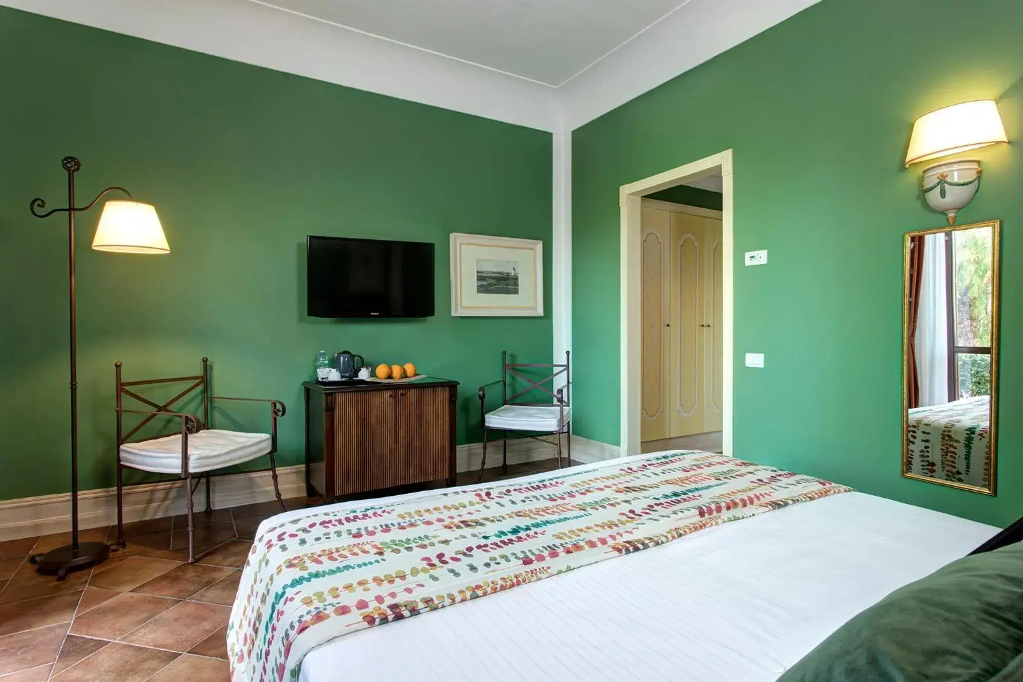 Bed in Hotel Baglio Oneto dei Principi di San Lorenzo - Luxury Wine Resort