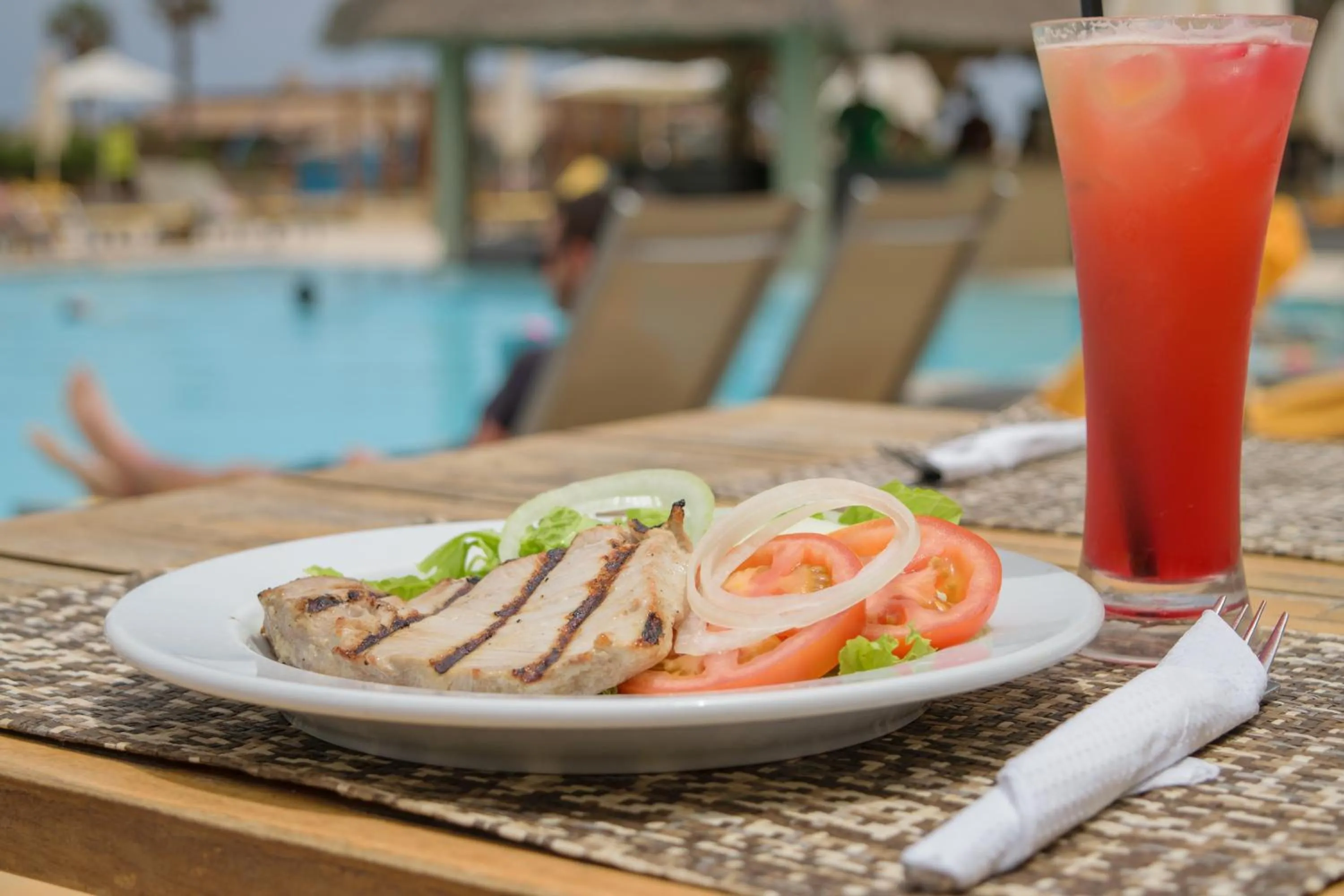 Restaurant/places to eat in Oasis Salinas Sea