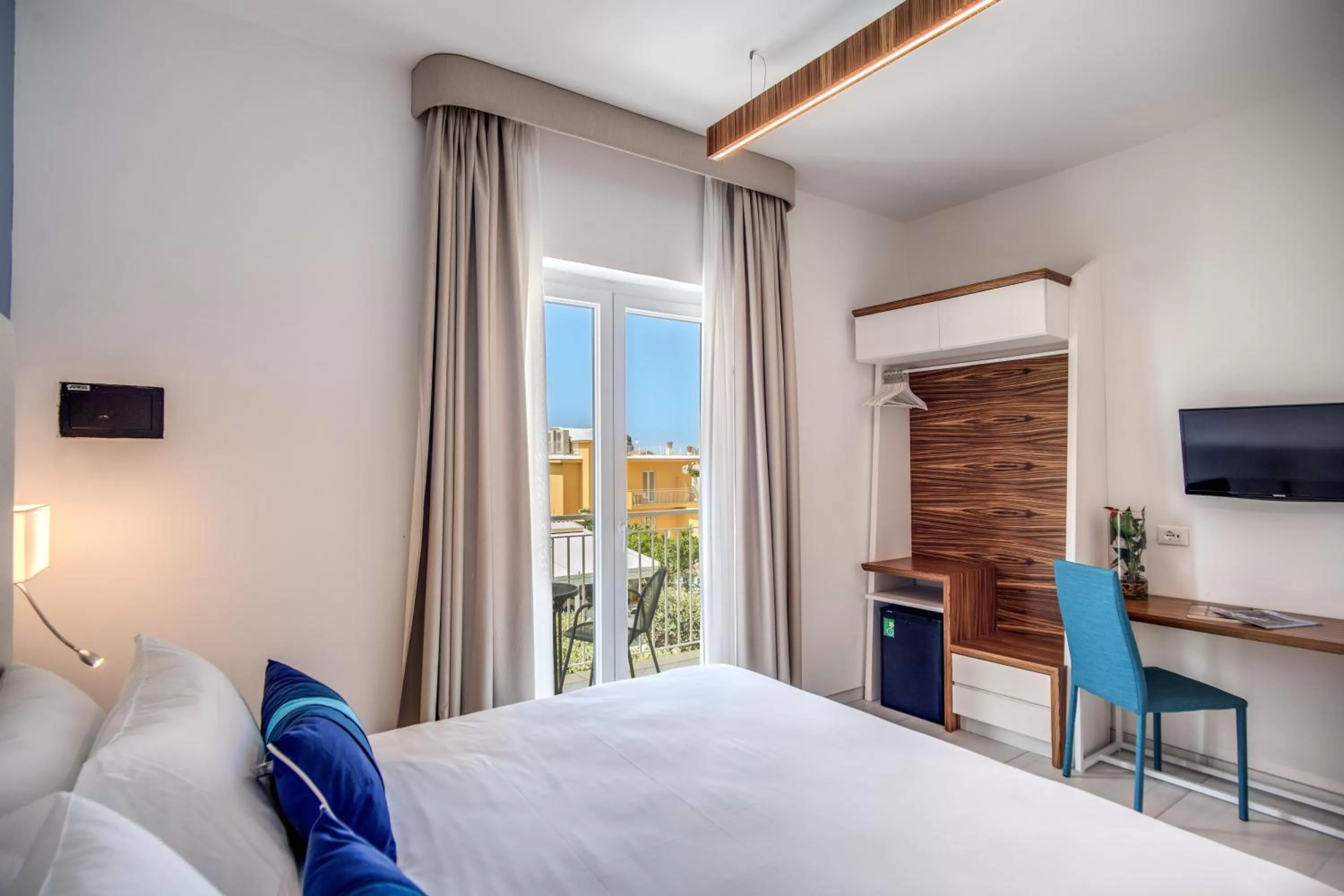 Bed in Hotel Florida