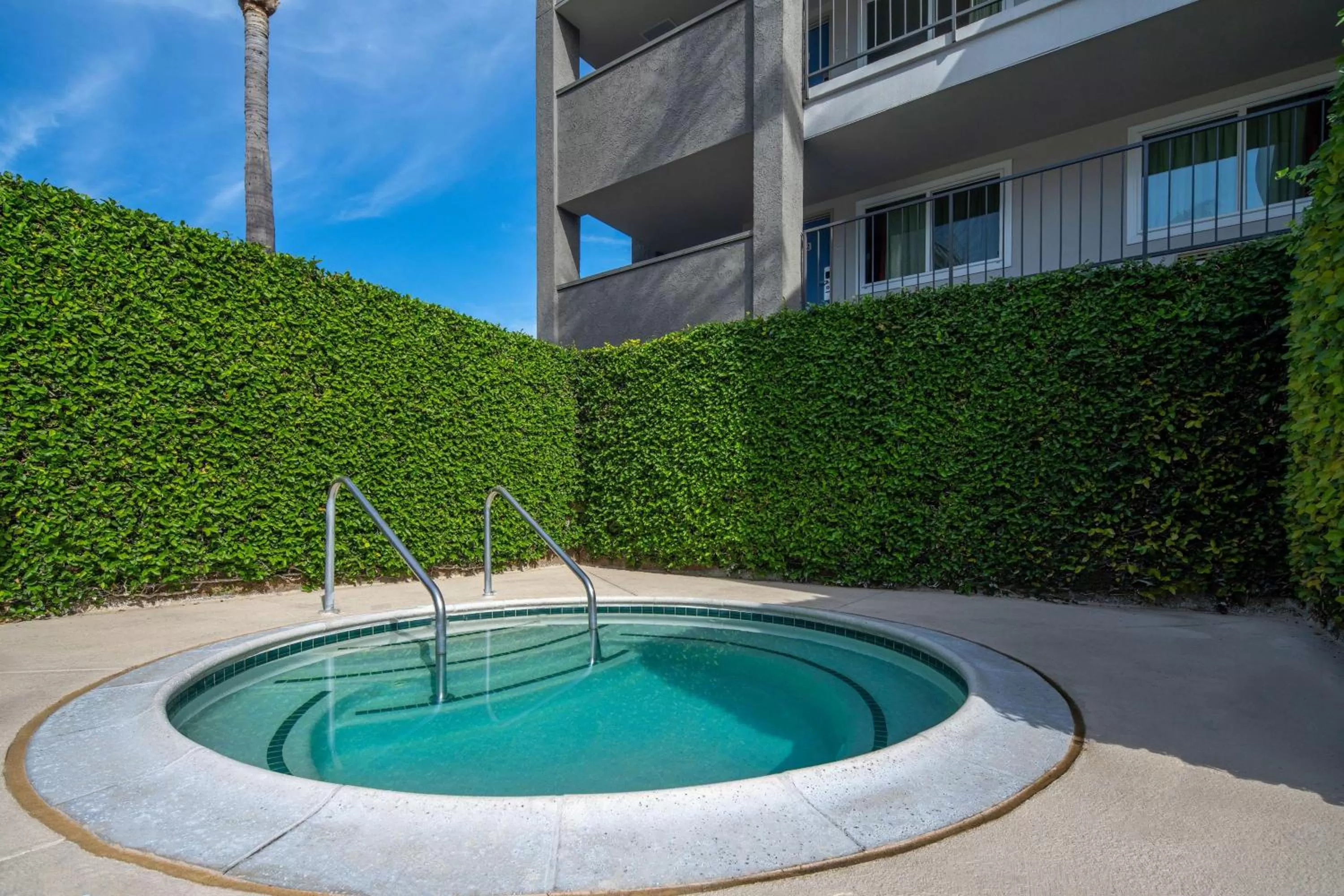 On site in Motel 6-Anaheim, CA - Maingate