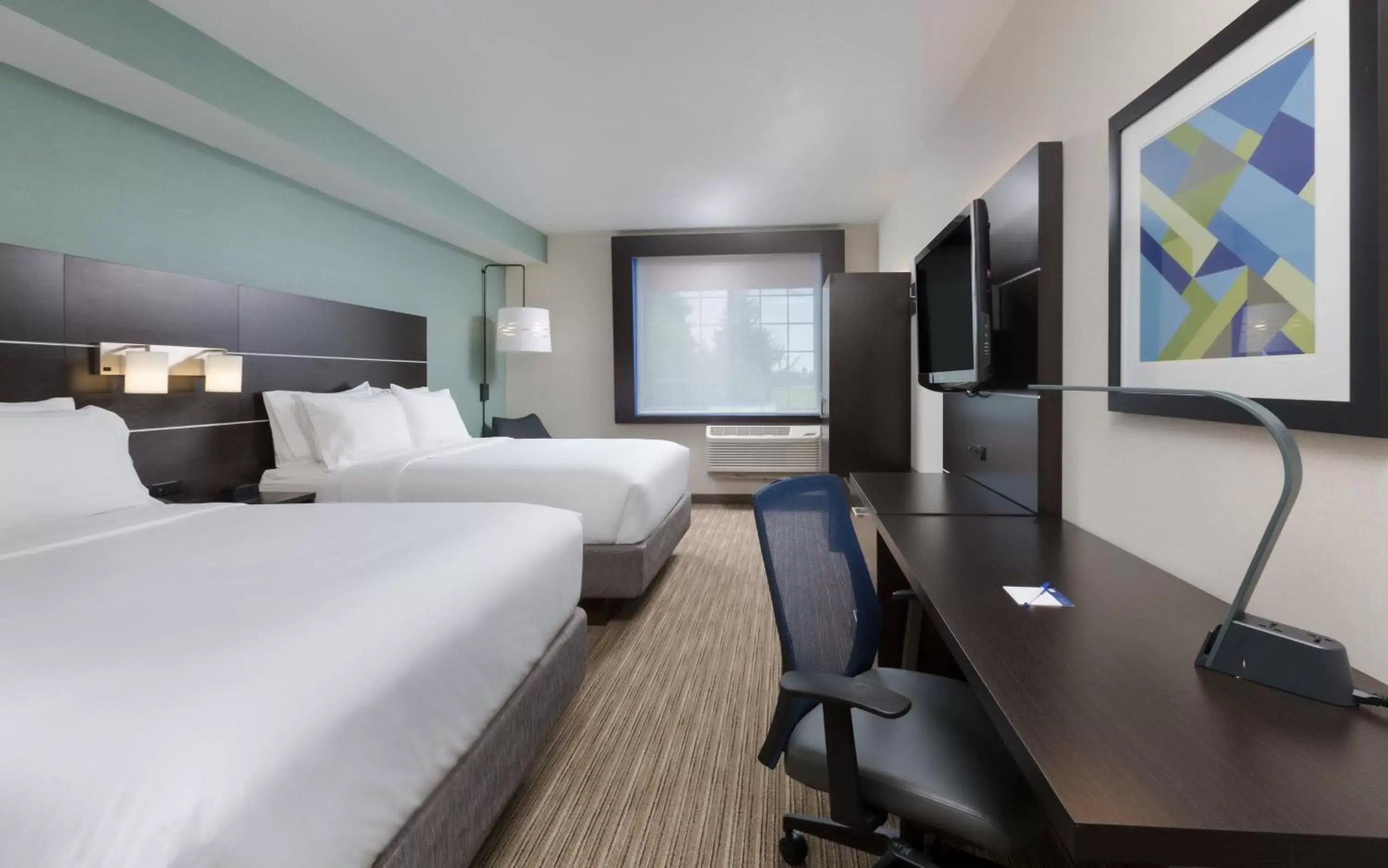 Photo of the whole room in Holiday Inn Express Hotel & Suites Eugene Downtown - University, an IHG Hotel