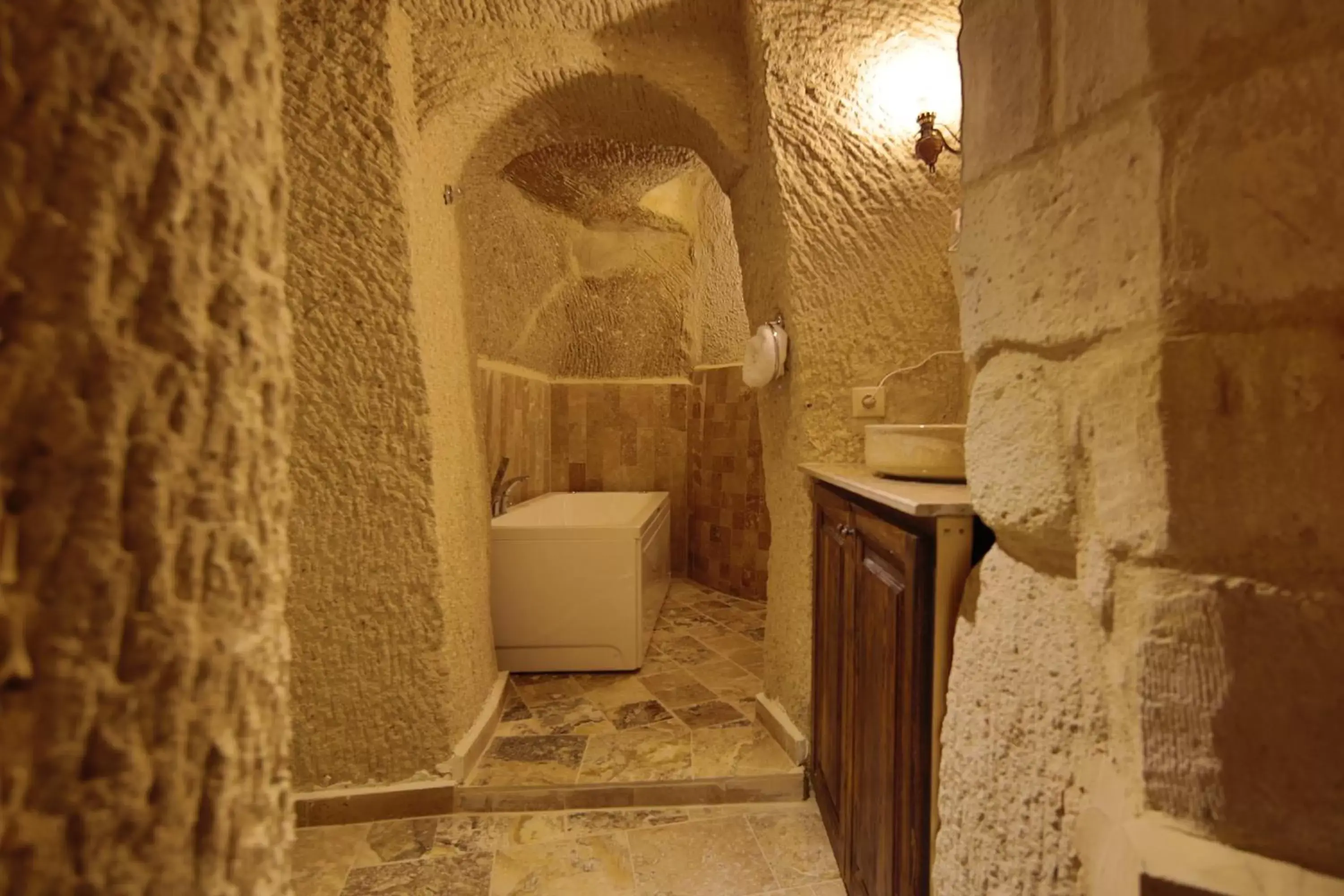 Toilet, Bathroom in Hidden Cave Hotel