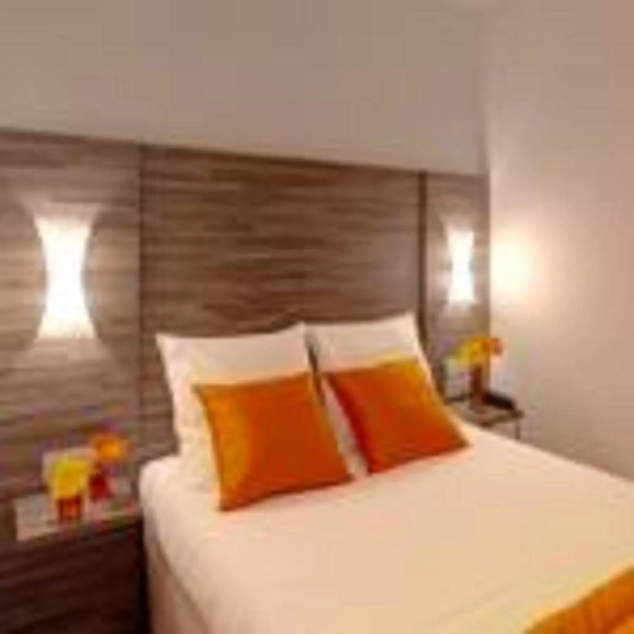 Bedroom, Bed in ibis Styles Rennes Centre Gare Nord