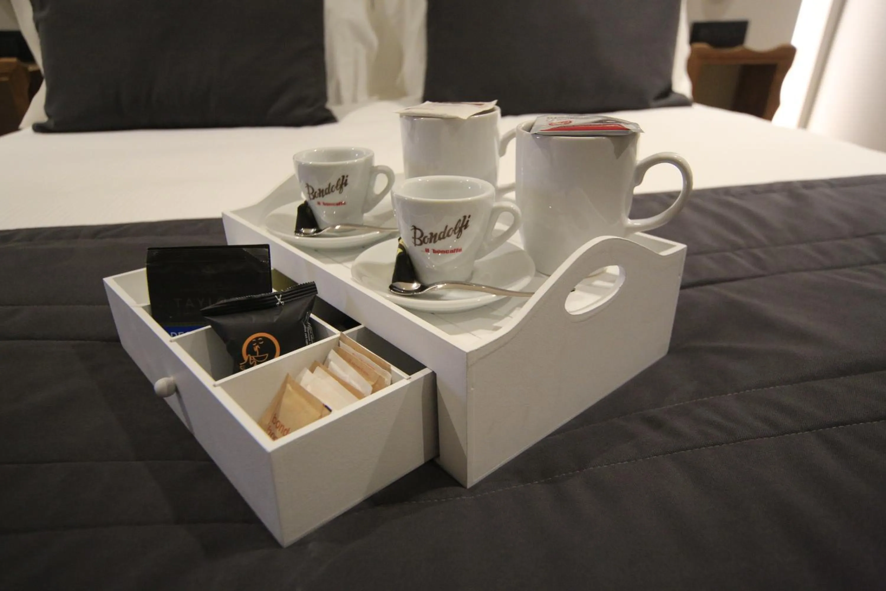 Coffee/tea facilities in K Rooms