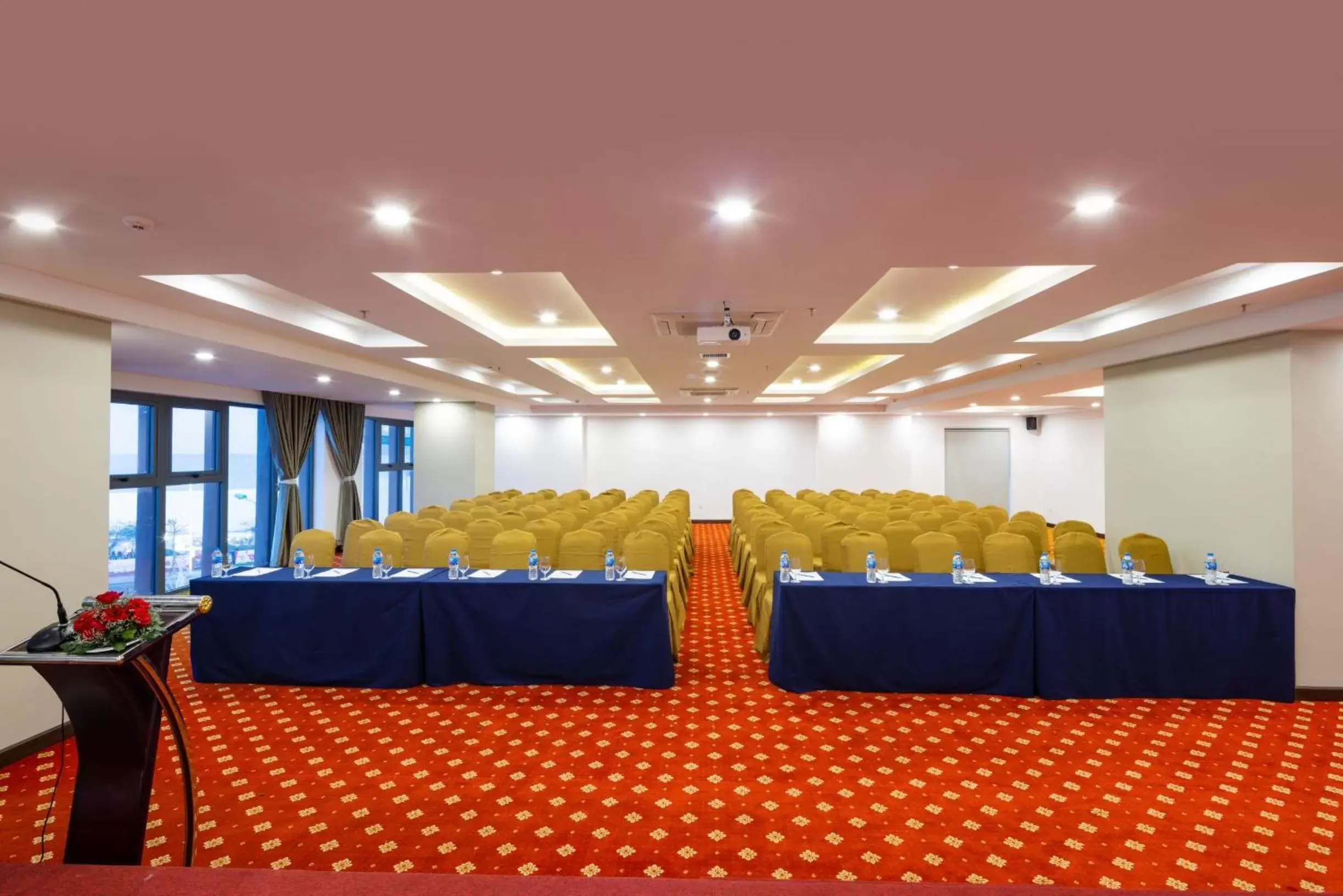 Banquet/Function facilities in Xavia Hotel