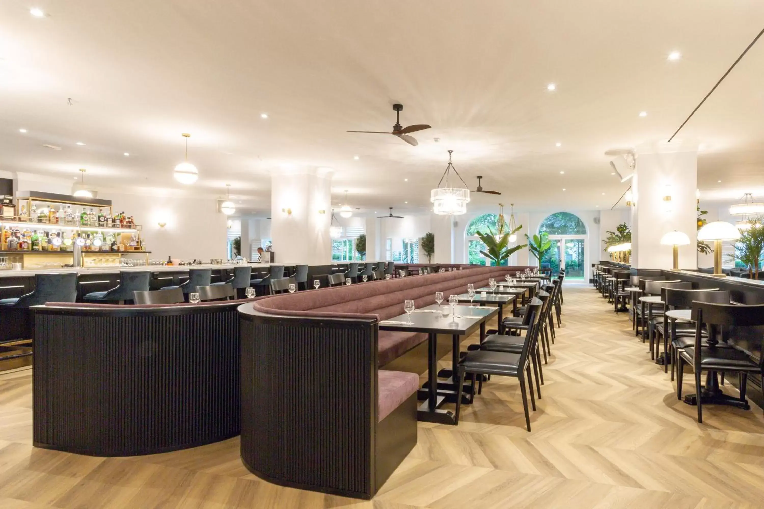 Restaurant/Places to Eat in The President Brussels Hotel