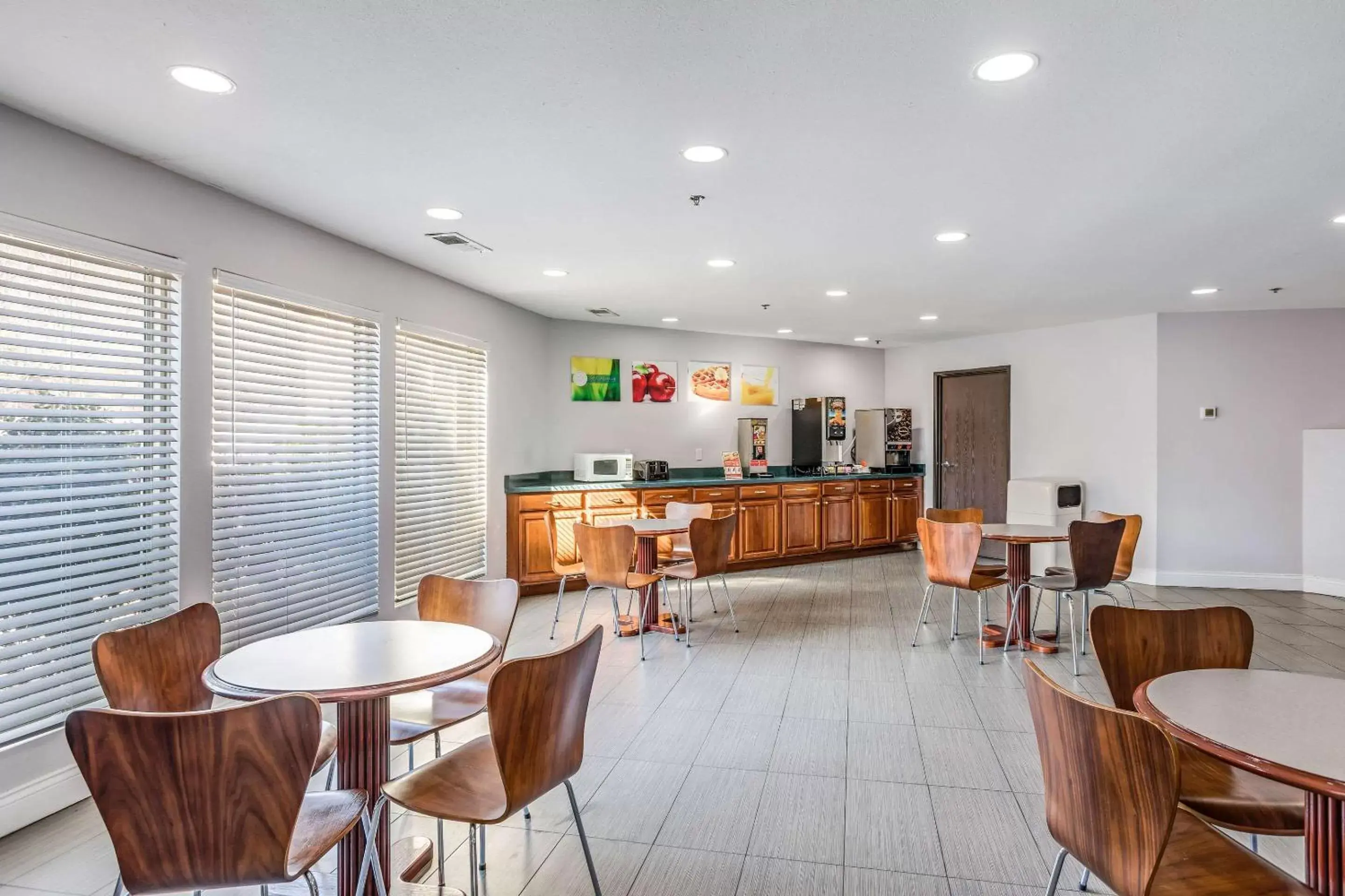 Restaurant/places to eat in Quality Inn Calvert City - Paducah East Restaurant/places to eat in Quality Inn Calvert City - Paducah East