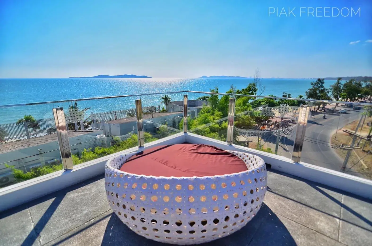 Restaurant/places to eat in Tique Series Boutique Resort (SHA Extra Plus) Restaurant/places to eat in Tique Series Boutique Resort (SHA Extra Plus)