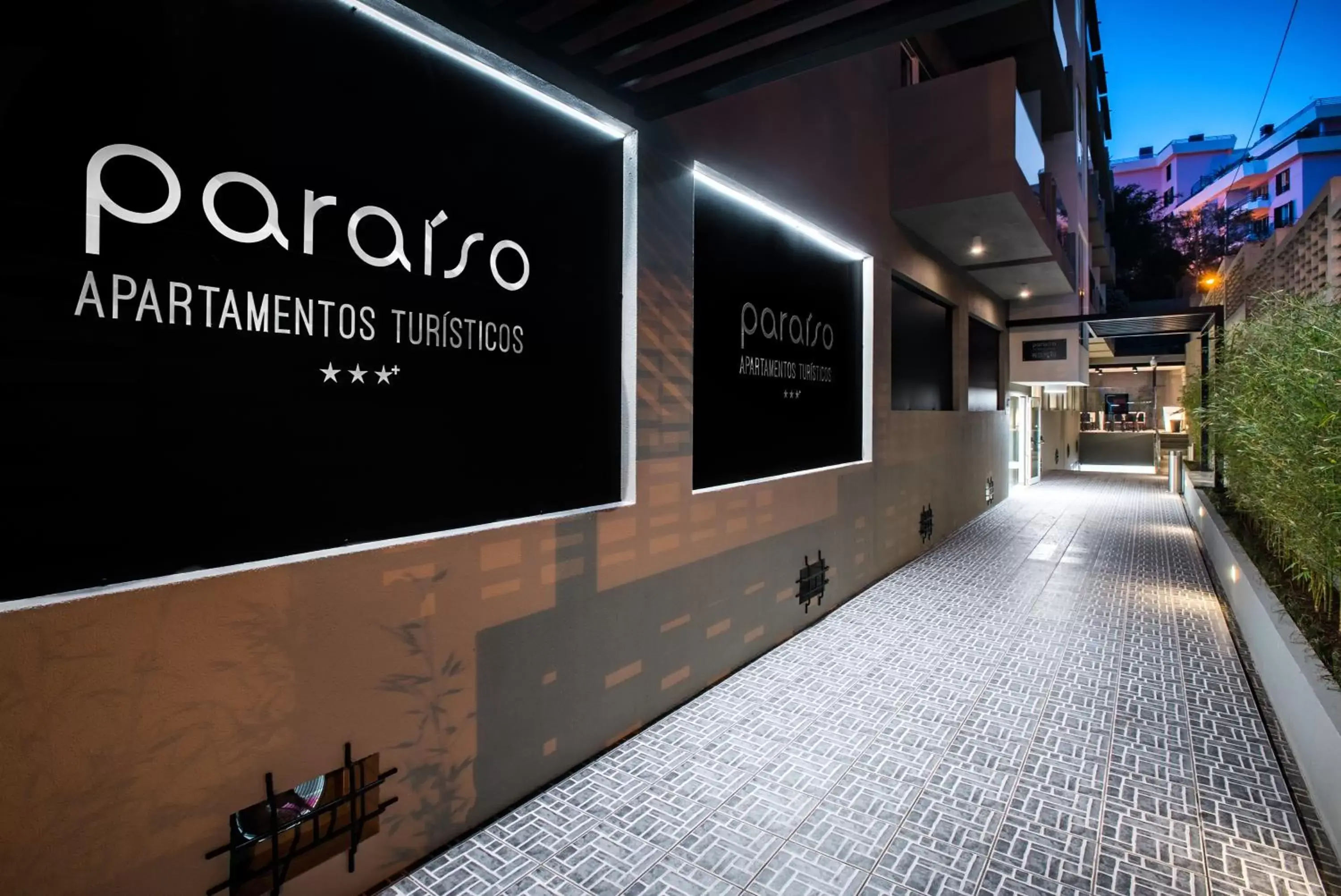 Property building in Apartamentos Turisticos Paraiso Property building in Apartamentos Turisticos Paraiso