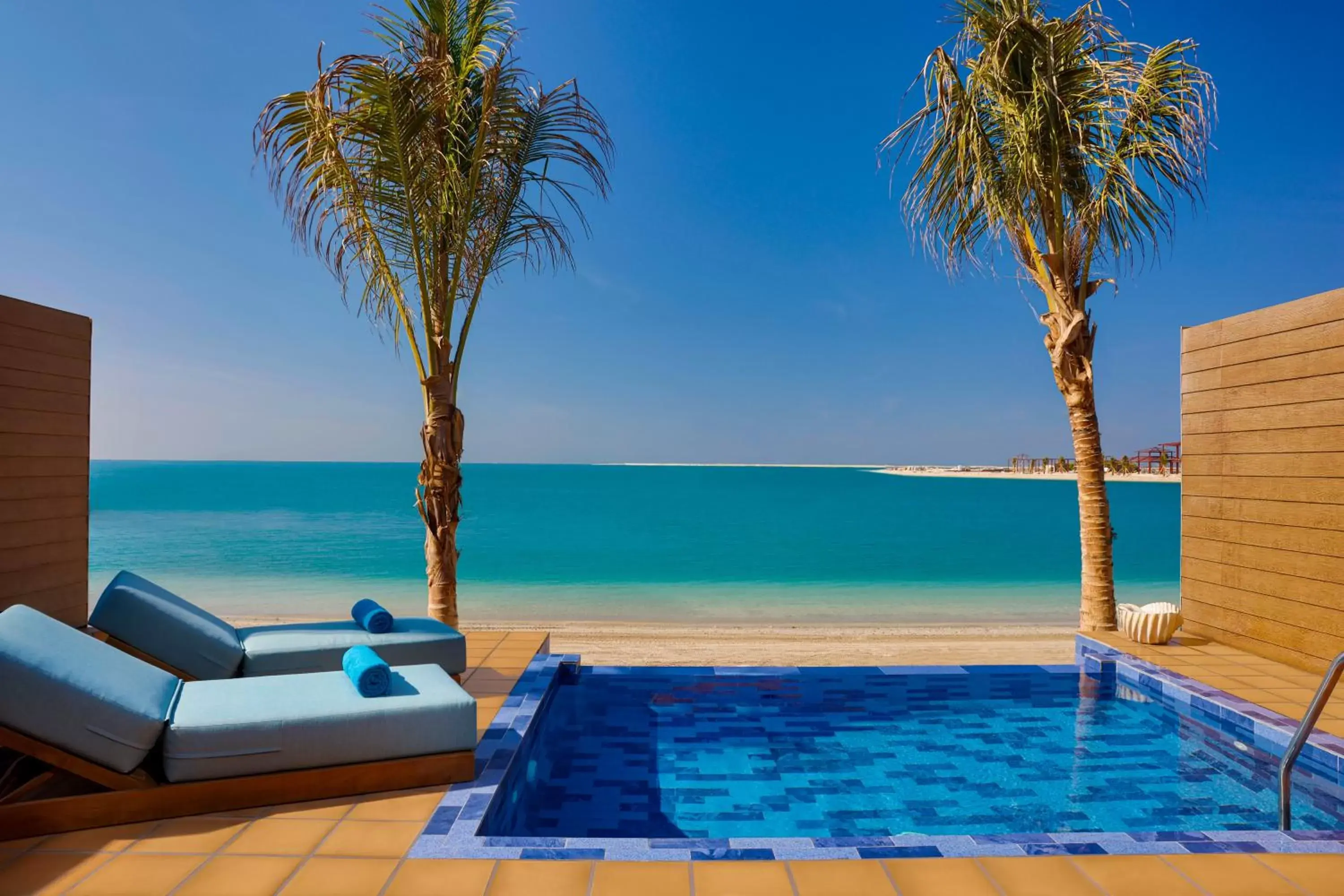 Swimming Pool in Anantara World Islands Dubai Resort