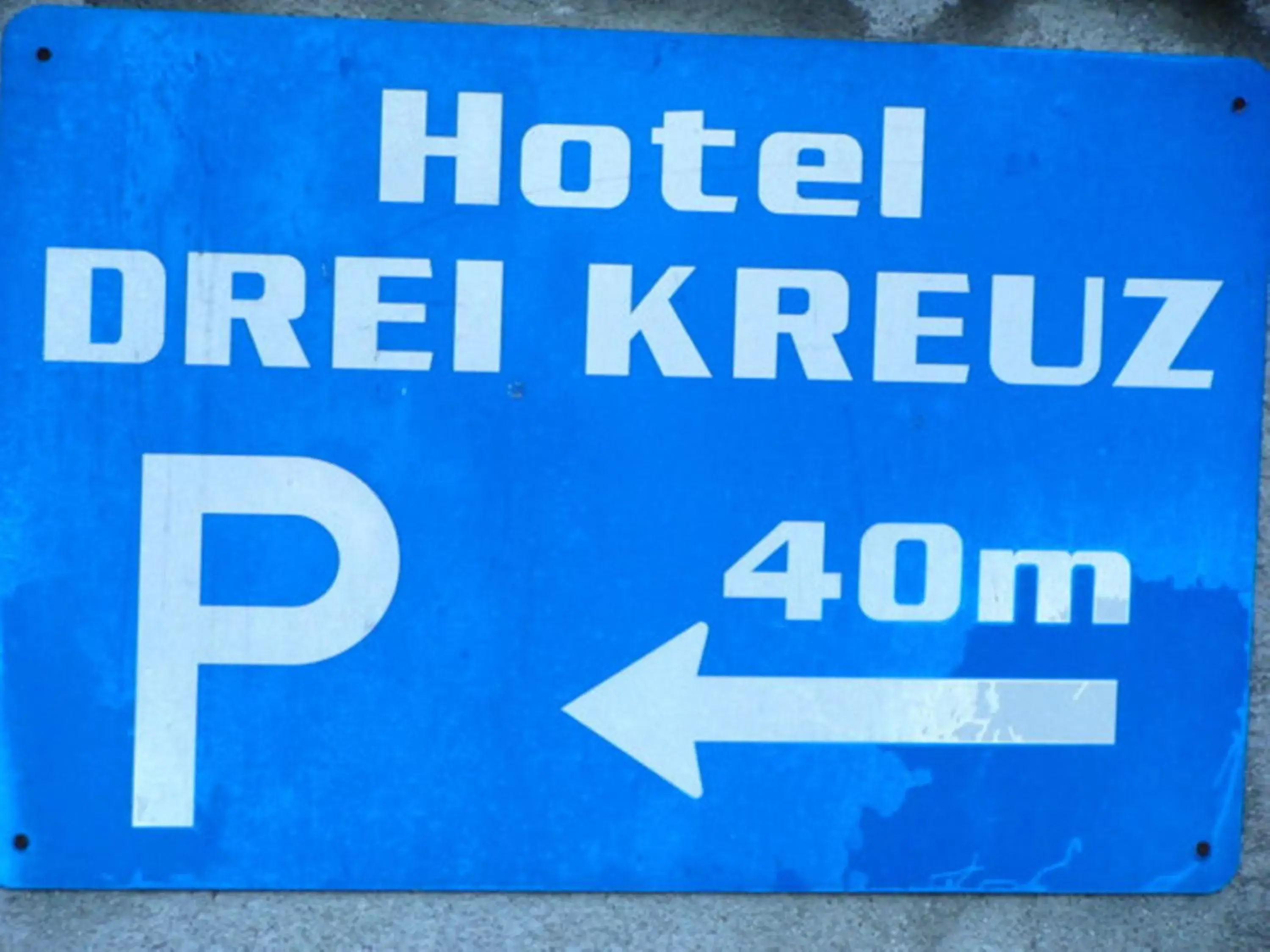 Parking in Hotel Drei Kreuz