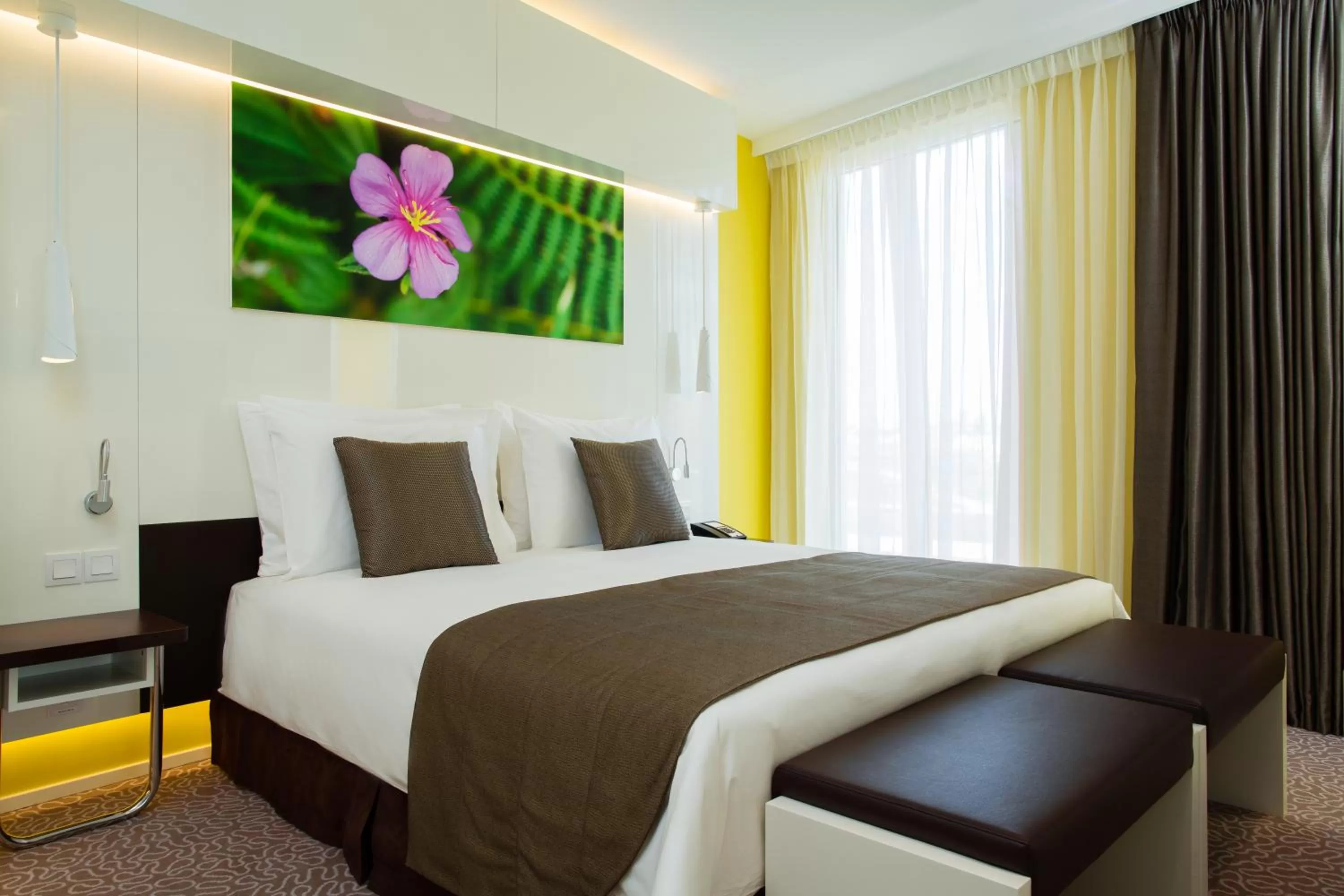 Bed in Radisson Blu Hotel & Convention Centre Kigali