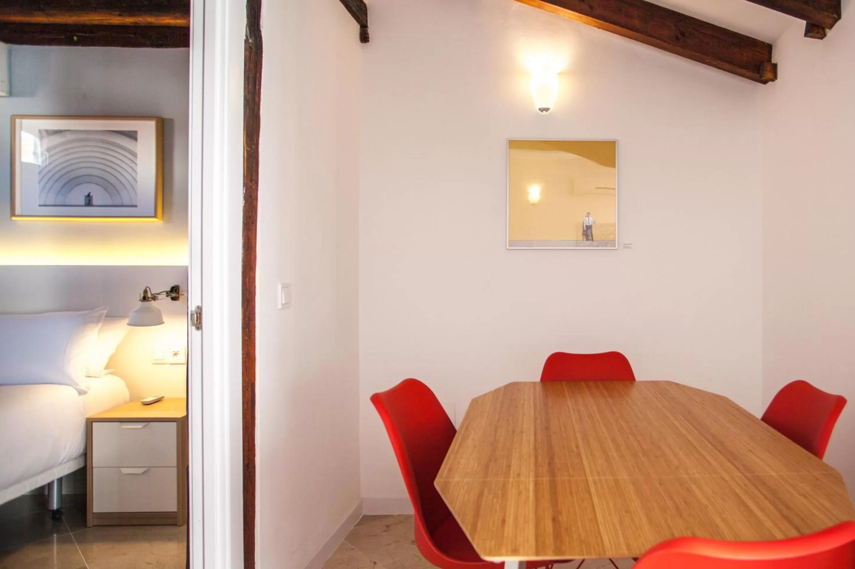 Dining area in Gran Central Suites