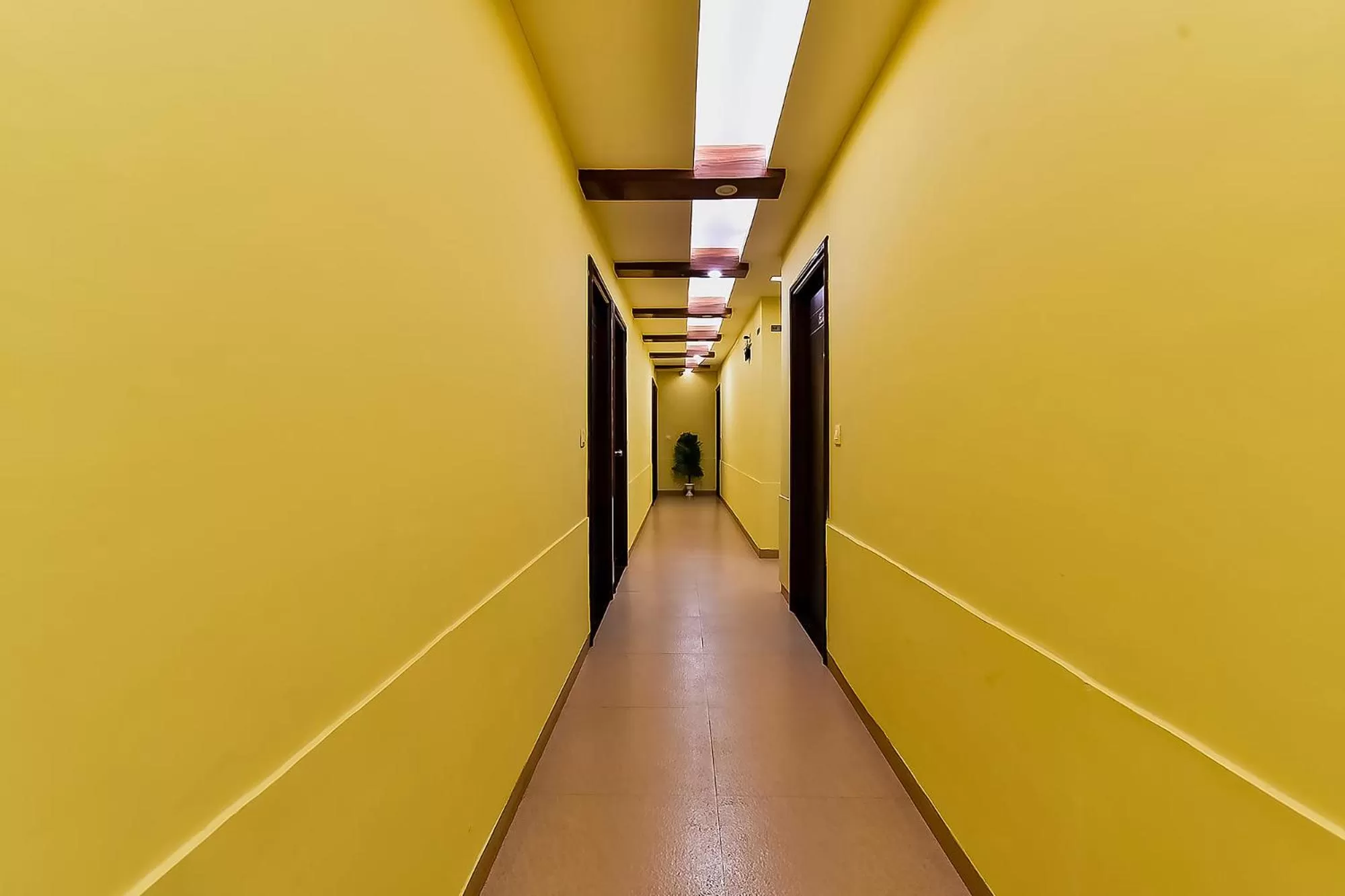 Lobby or reception in FabExpress Silver Plaza