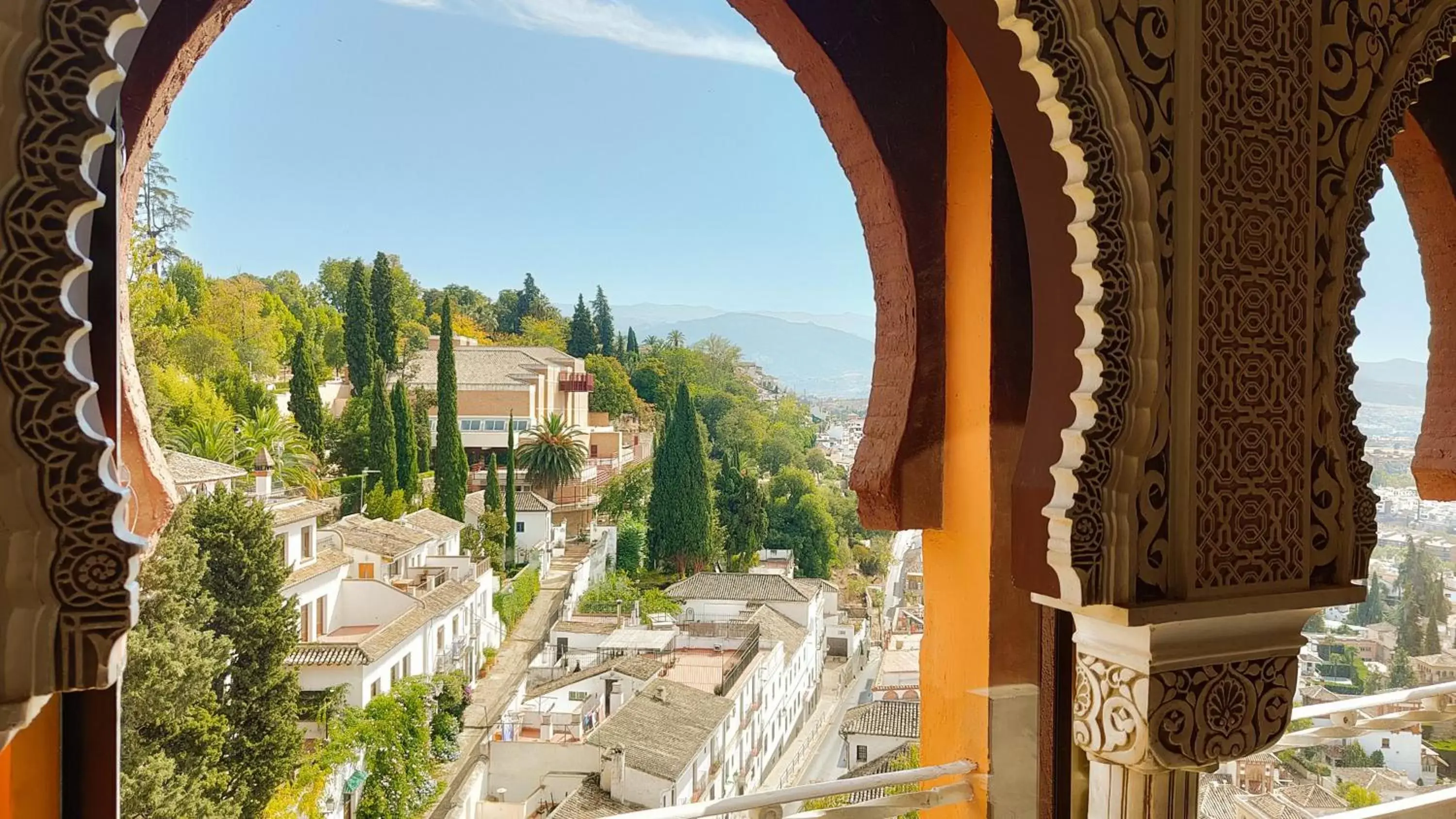 City view, Pool View in Alhambra Palace Hotel