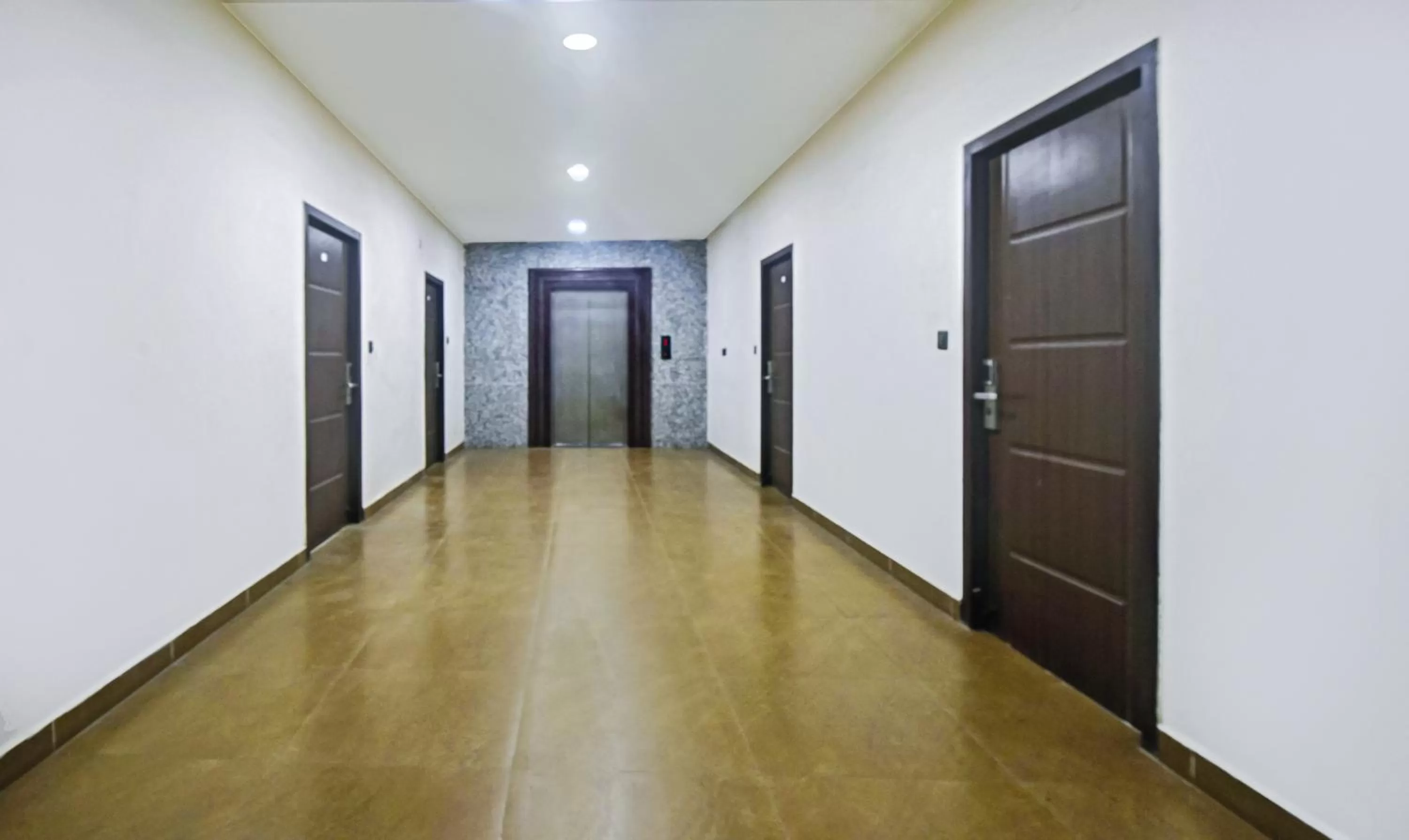 elevator in Treebo Kingsbury Fiesta Vellore