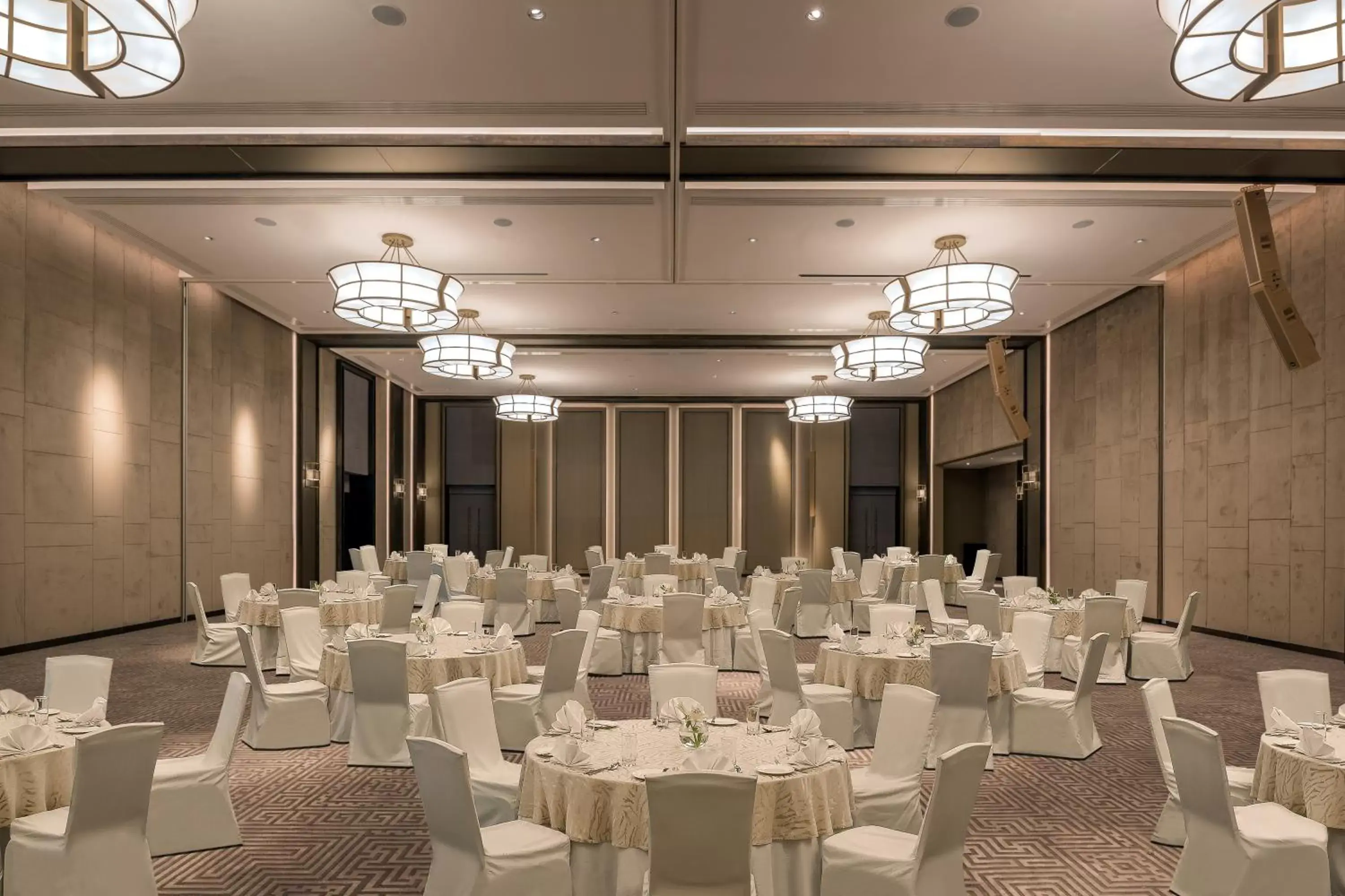 Business facilities, Banquet Facilities in Amara - Sea Your Only View™