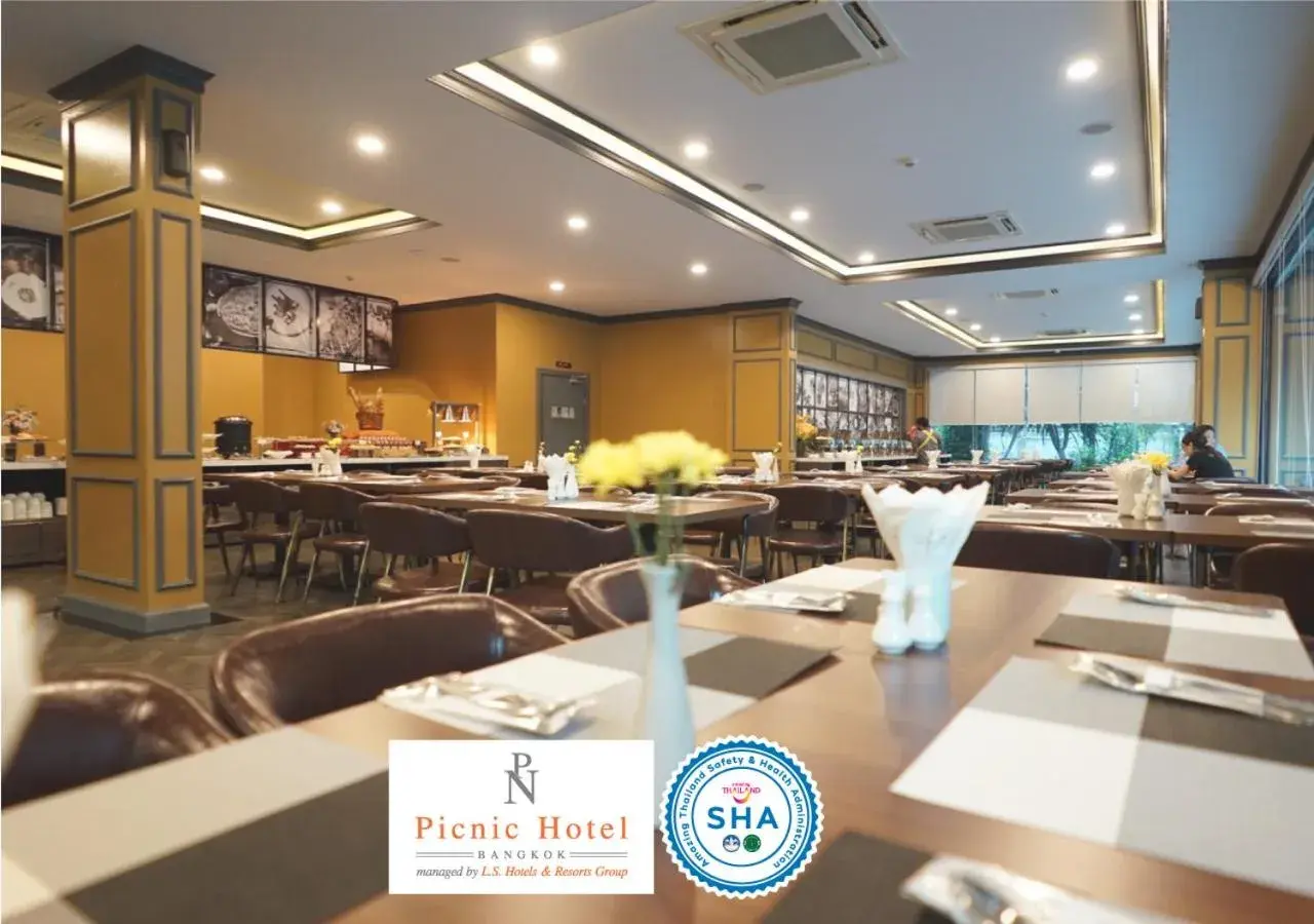 Restaurant/Places to Eat in Picnic Hotel Bangkok