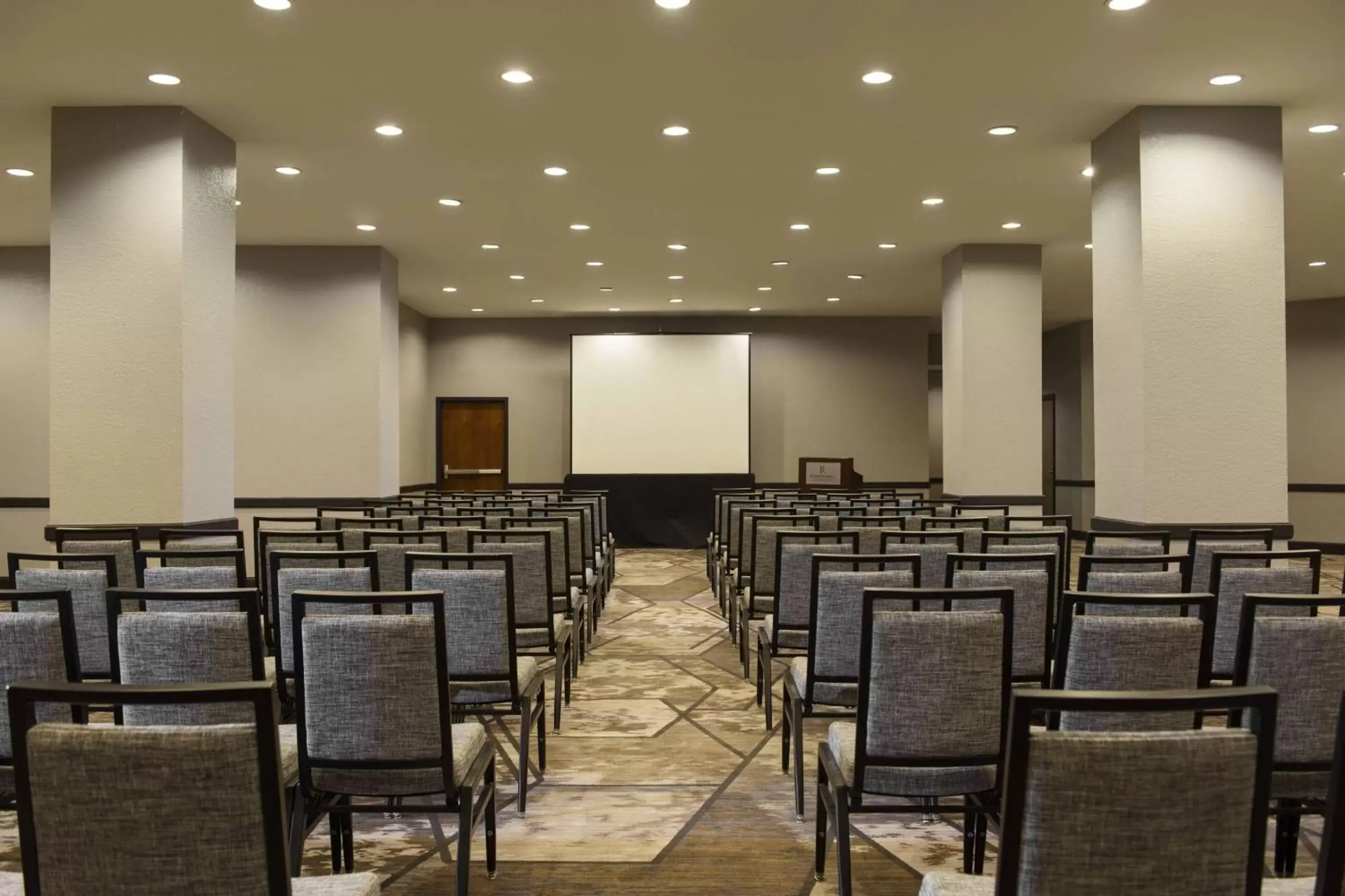 Meeting/conference room in Renaissance Palm Springs Hotel