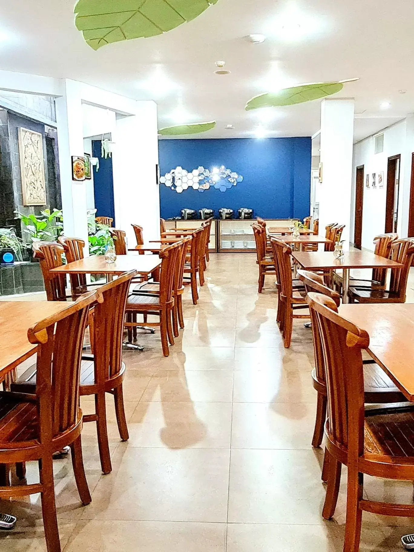 Restaurant/Places to Eat in Hotel Dafam Rio