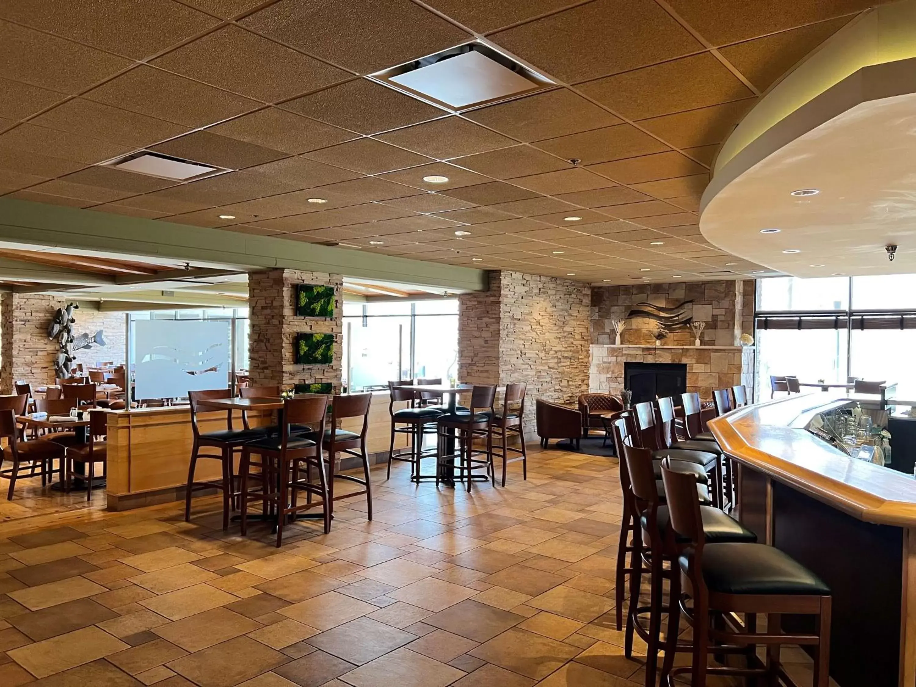 Restaurant/Places to Eat in Radisson Hotel La Crosse